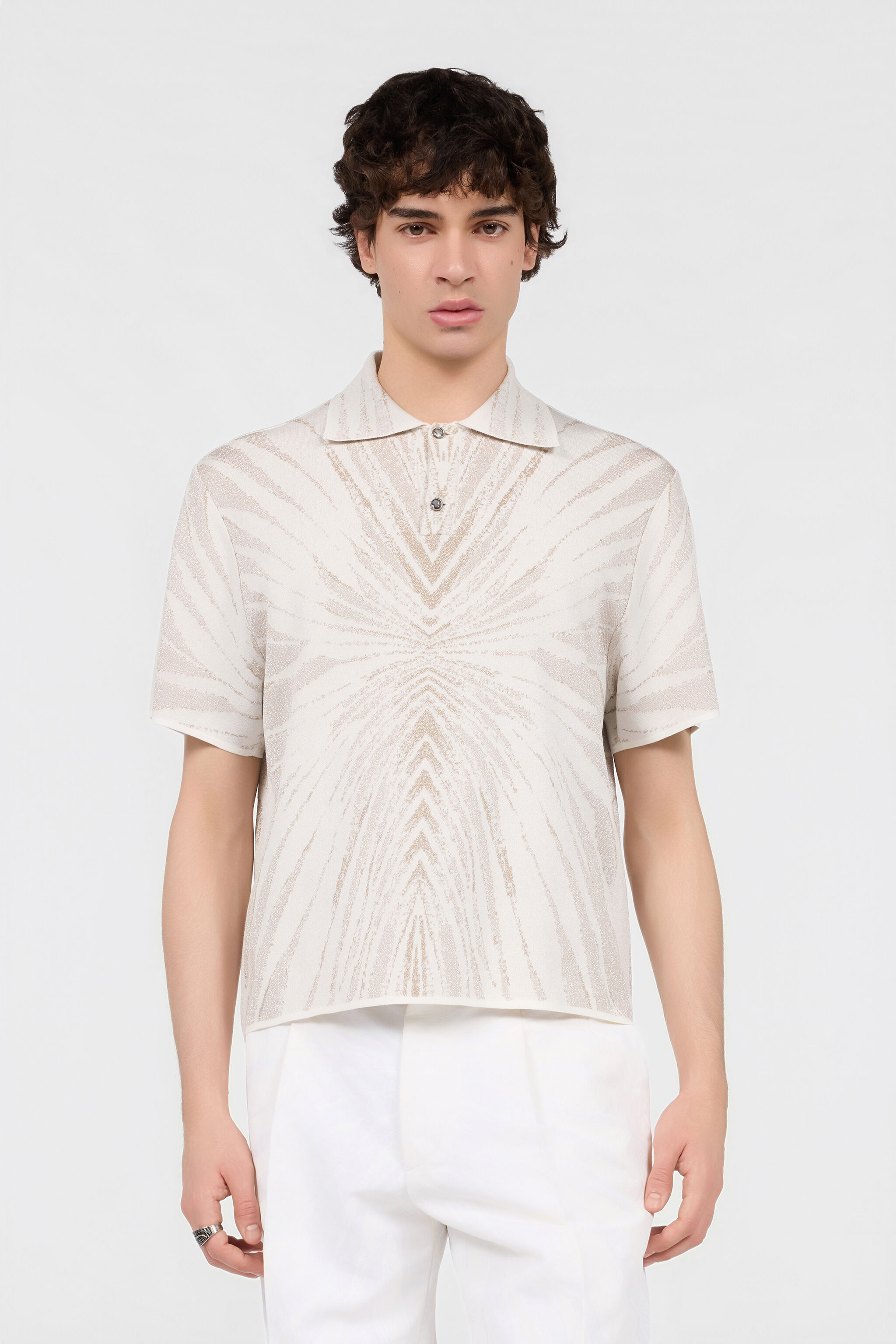 RC  NATURAL WHITE XRM641-MG001