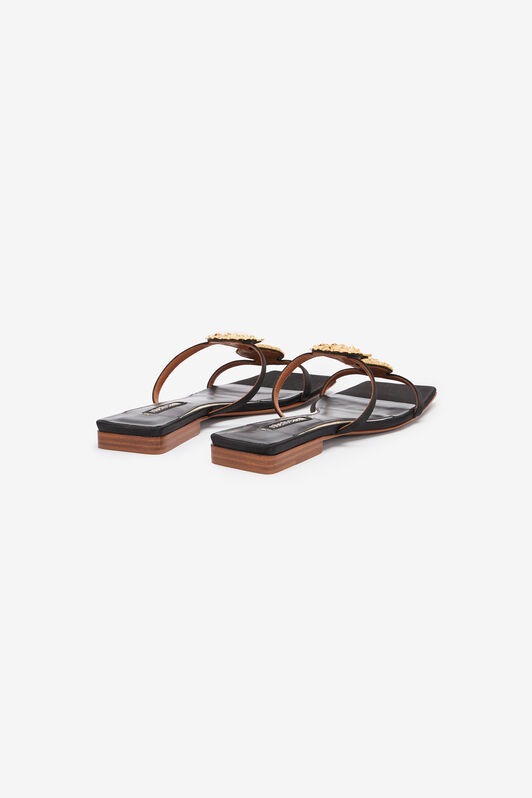 RC Sandalias Planas Con Conchas Doradas Negro UWS009-FL113