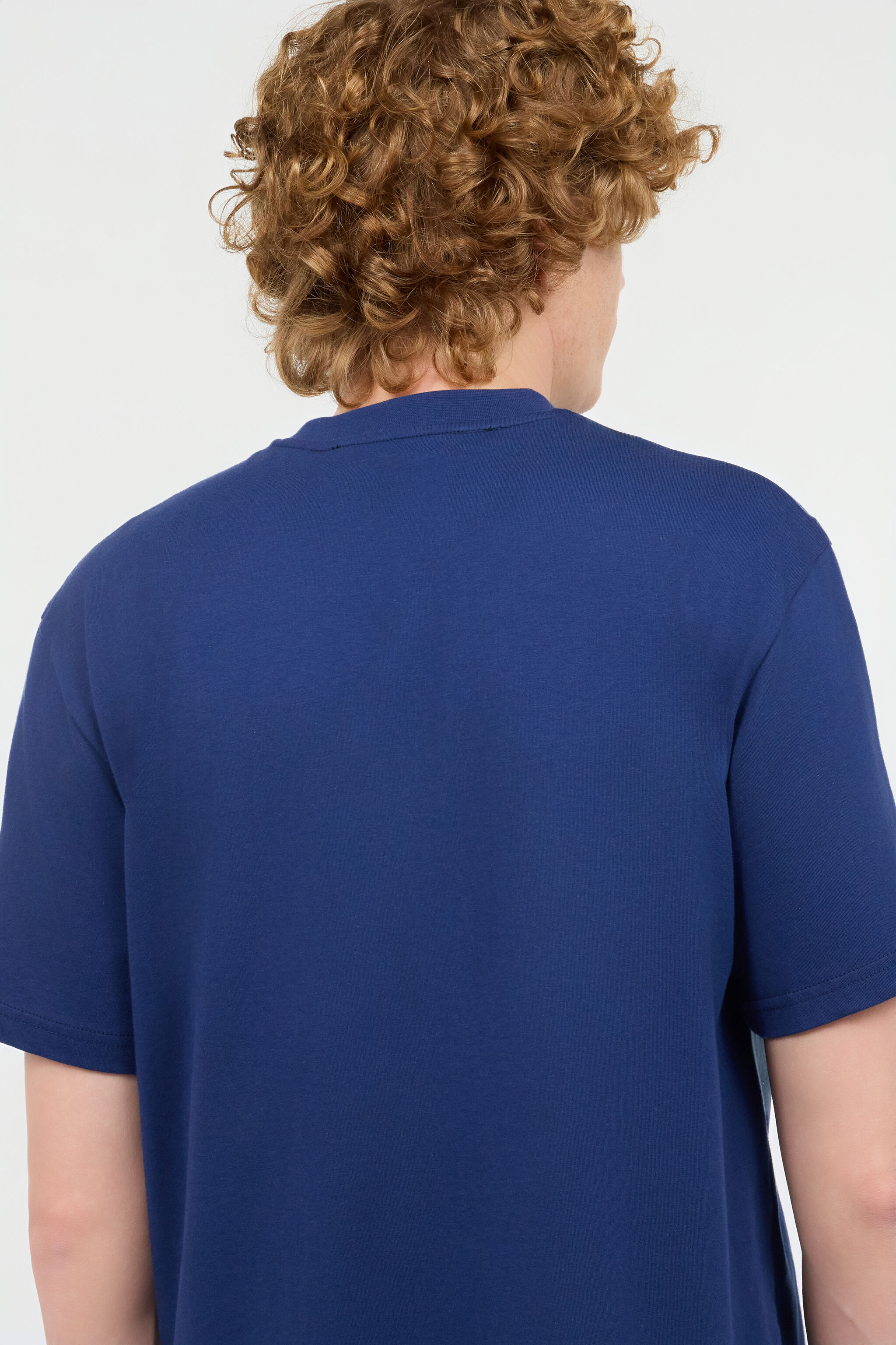 JC Camiseta Con Monograma En El Pecho Azul oscuro UFT064-UF084