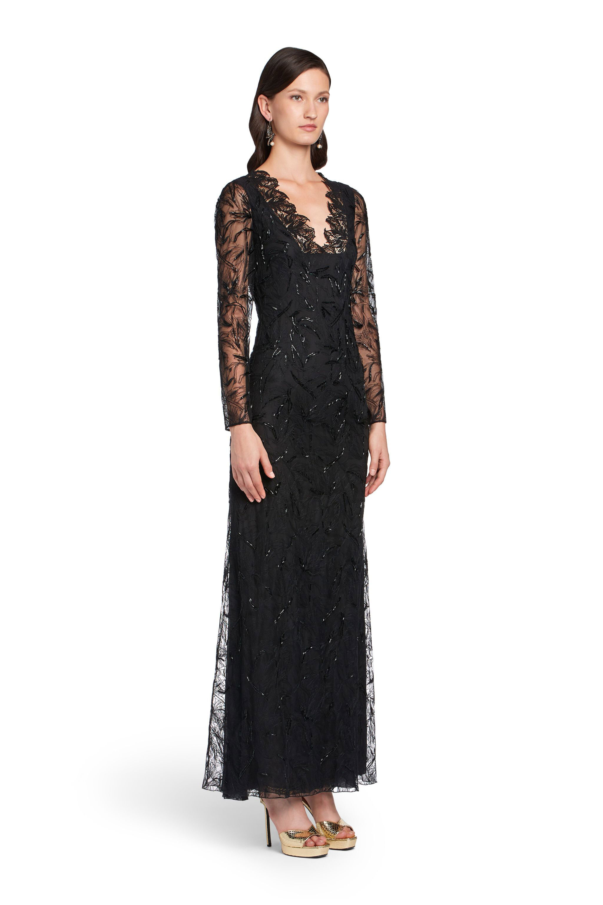 RC Schwarze Robe mit Spitzenlage Schwarz HQR192-RP061