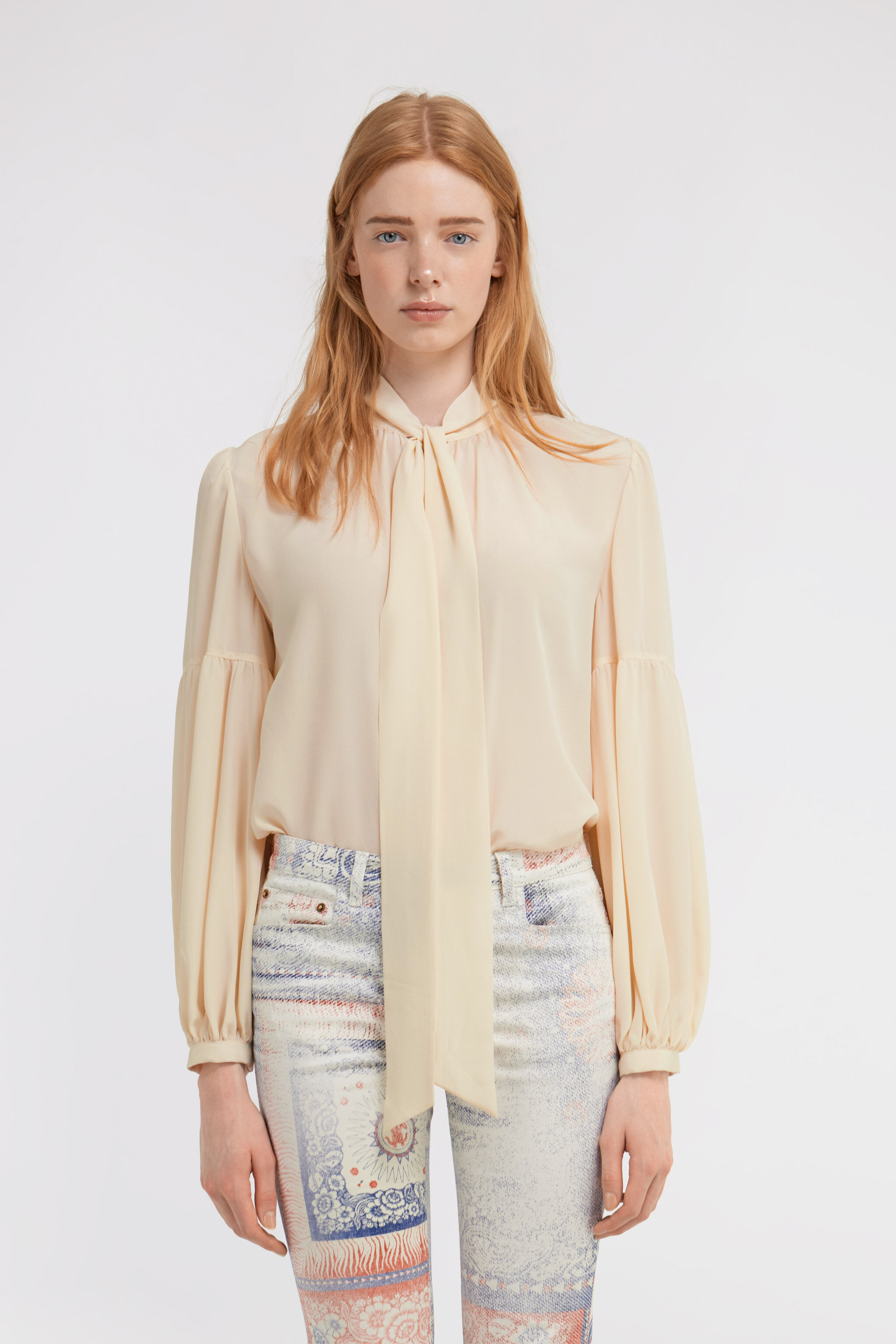 RC Blusa con fiocco al collo Avorio TKT707-SY001