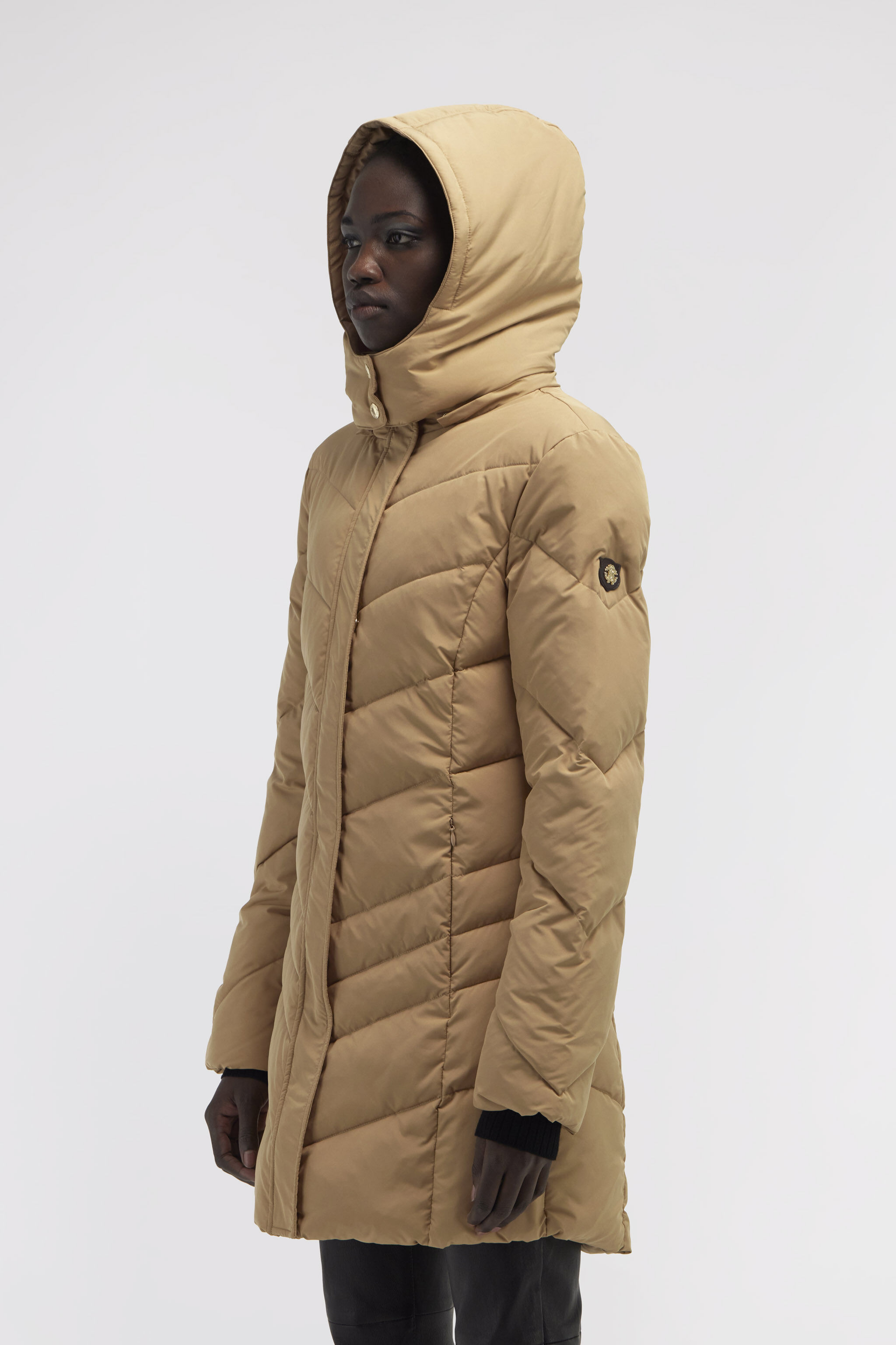 RC Long down jacket with logo Light brown NOT40C-SB001