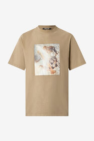 ${brand} T-Shirt With Distressed-Effect Mirror Snake Monogram Print ${colorDescription} ${masterID}