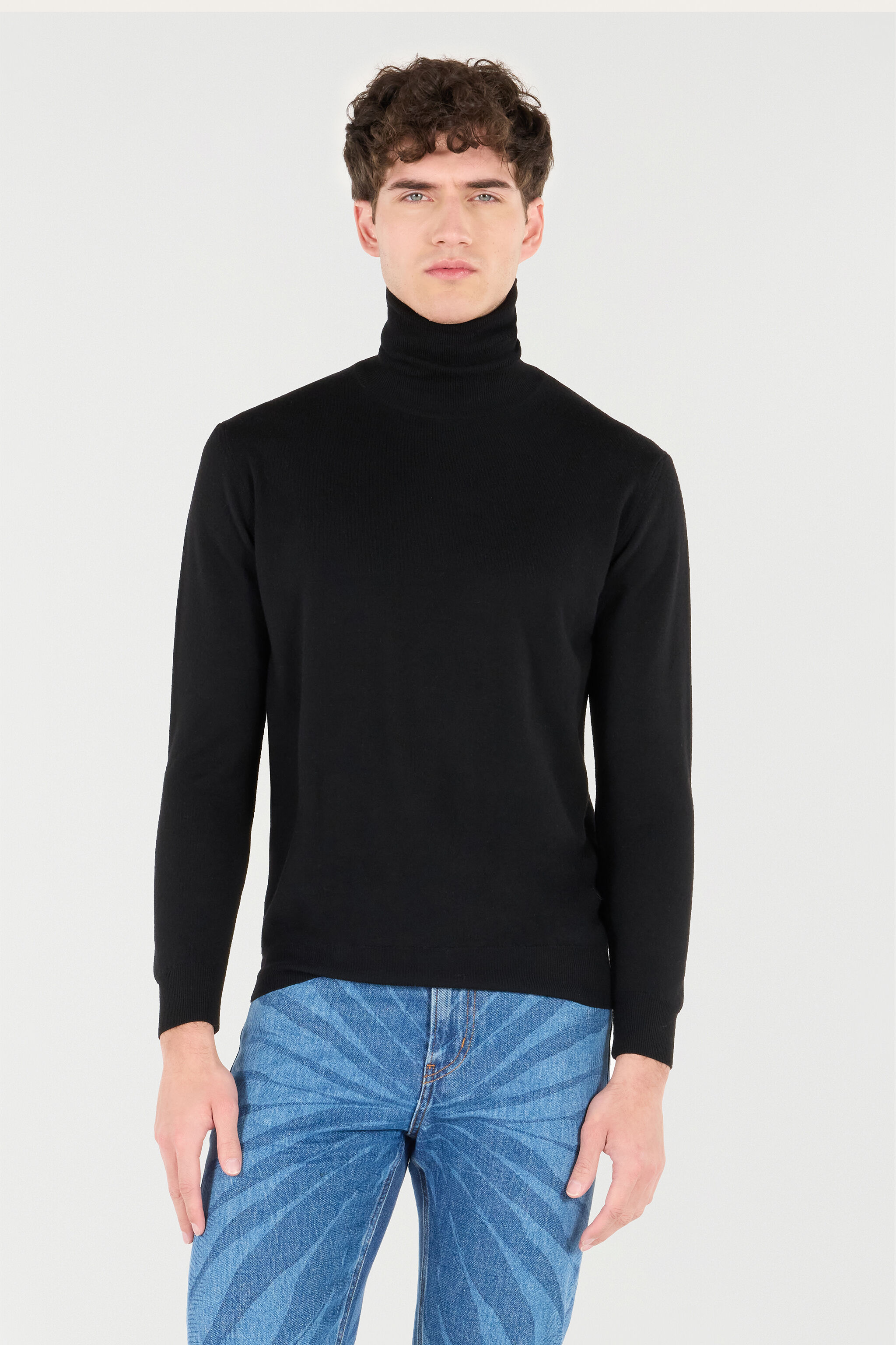RC Jersey De Lana Con Cuello Alto Negro POM60E-MQ001