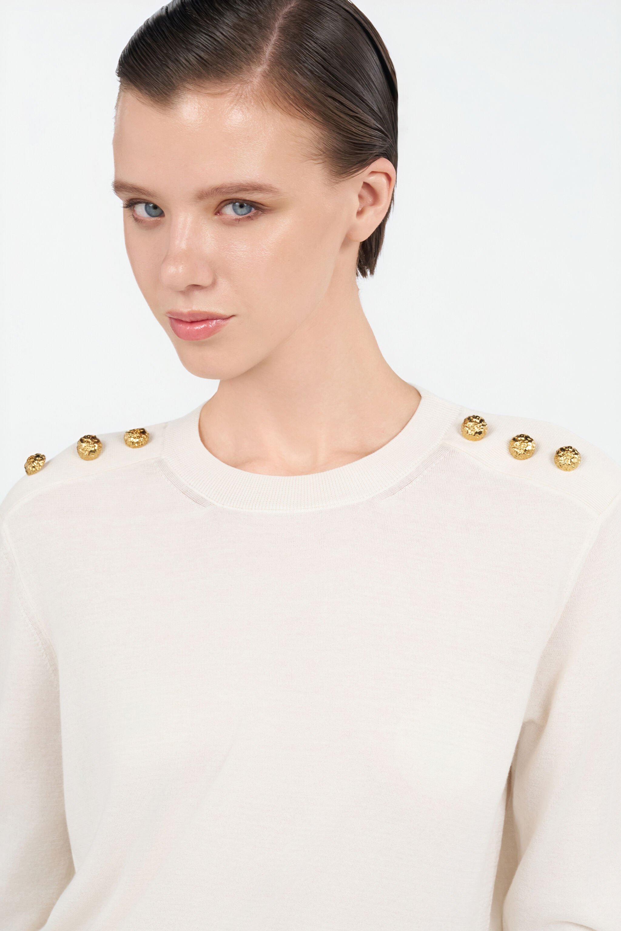 RC Sweater with gold buttons RC Sweater with gold buttons Avorio UWM610-WH003