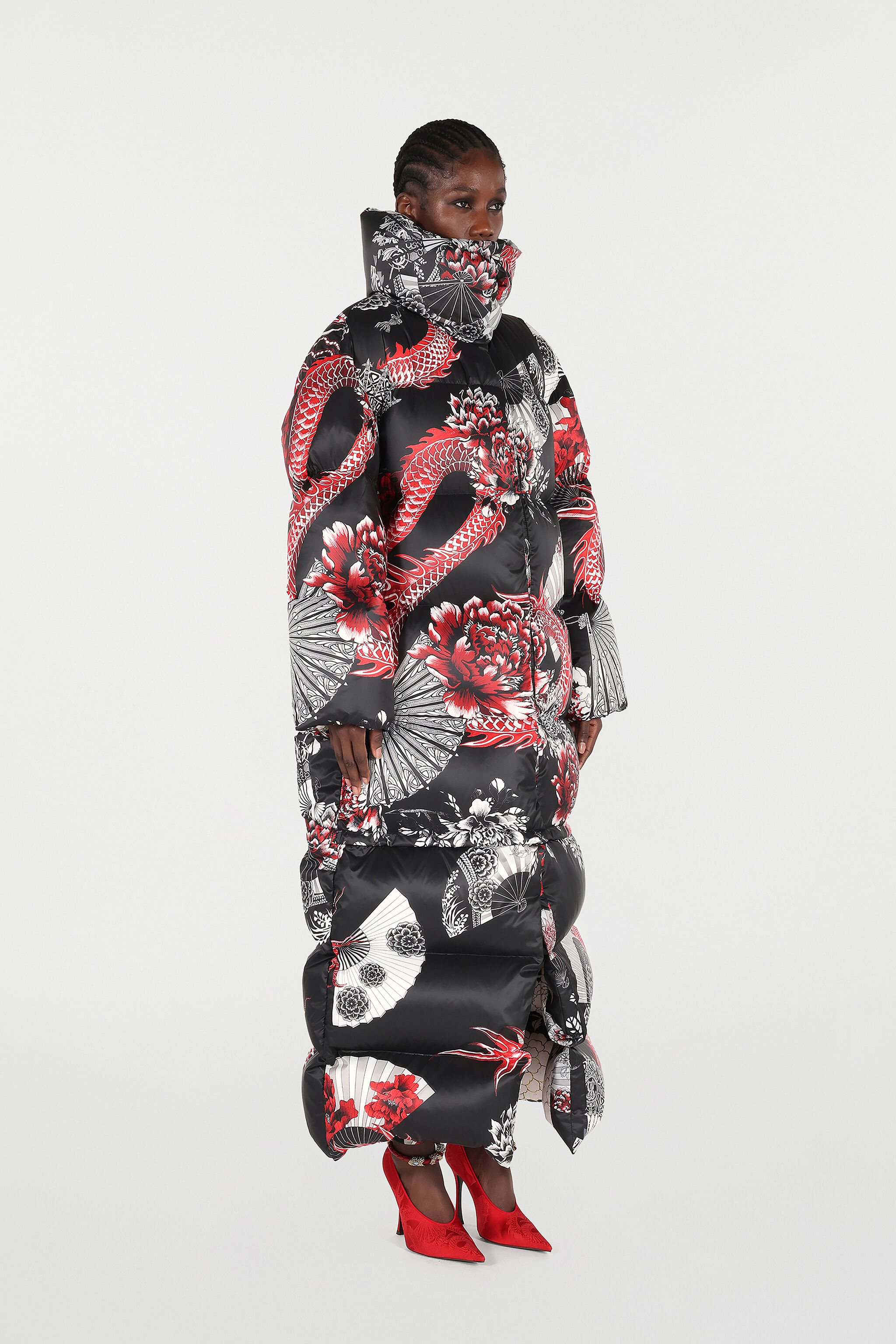 RC Puffer Jacket with All-Over Print and Removable Hem Black/Red VQT801-3FP75