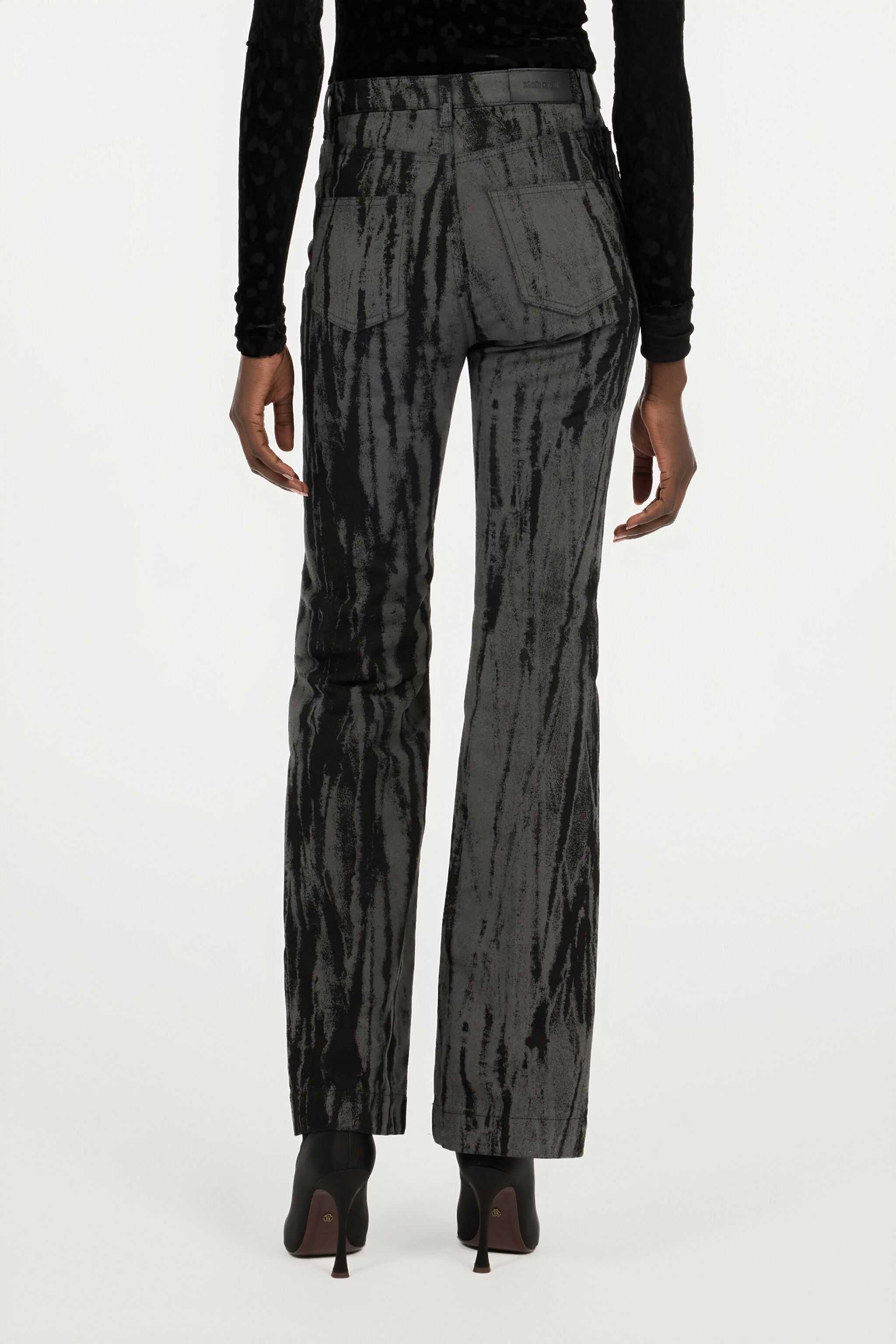 RC Black Denim Jeans With A Streak Effect Black VWJ221-DE013