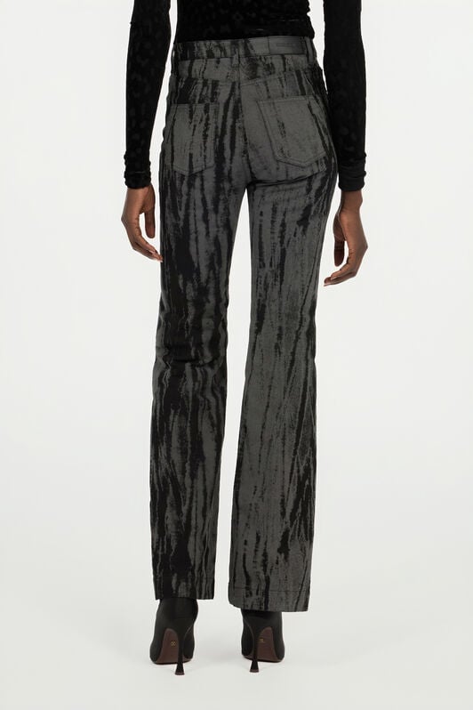RC Black Denim Jeans With A Streak Effect RC Black Denim Jeans With A Streak Effect Black VWJ221-DE013