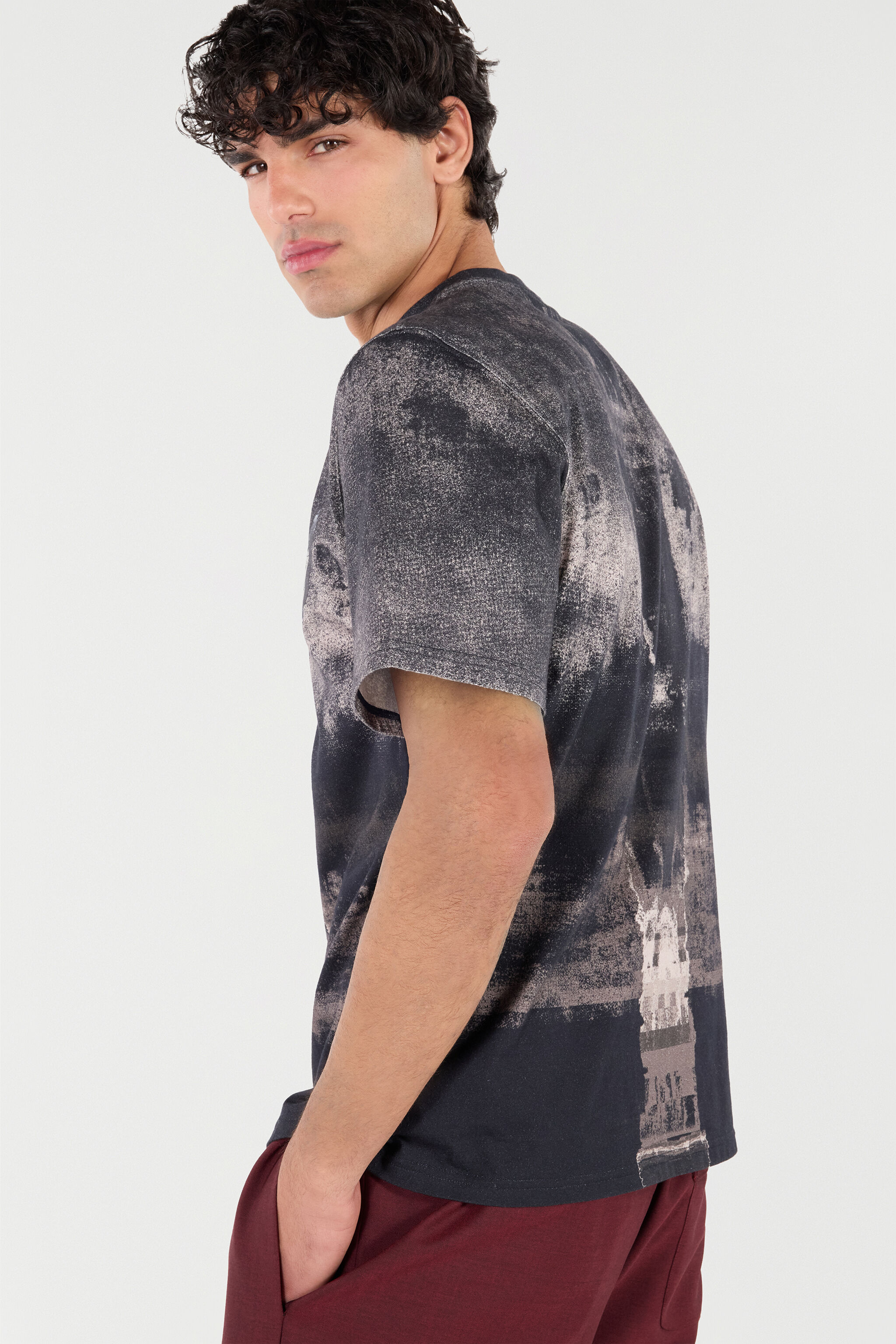 RC T-Shirt with Winged Monogram Black VNT61E-JD060