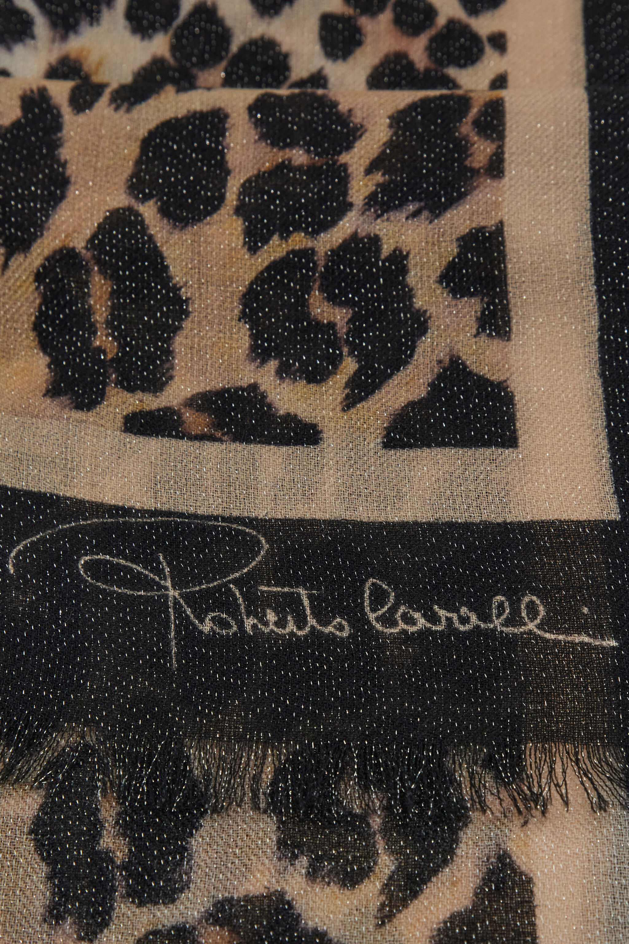 RC Scialle Roberto Cavalli con stampa QUEEN OF SICILY Marrone scuro SYI00B-3NL55