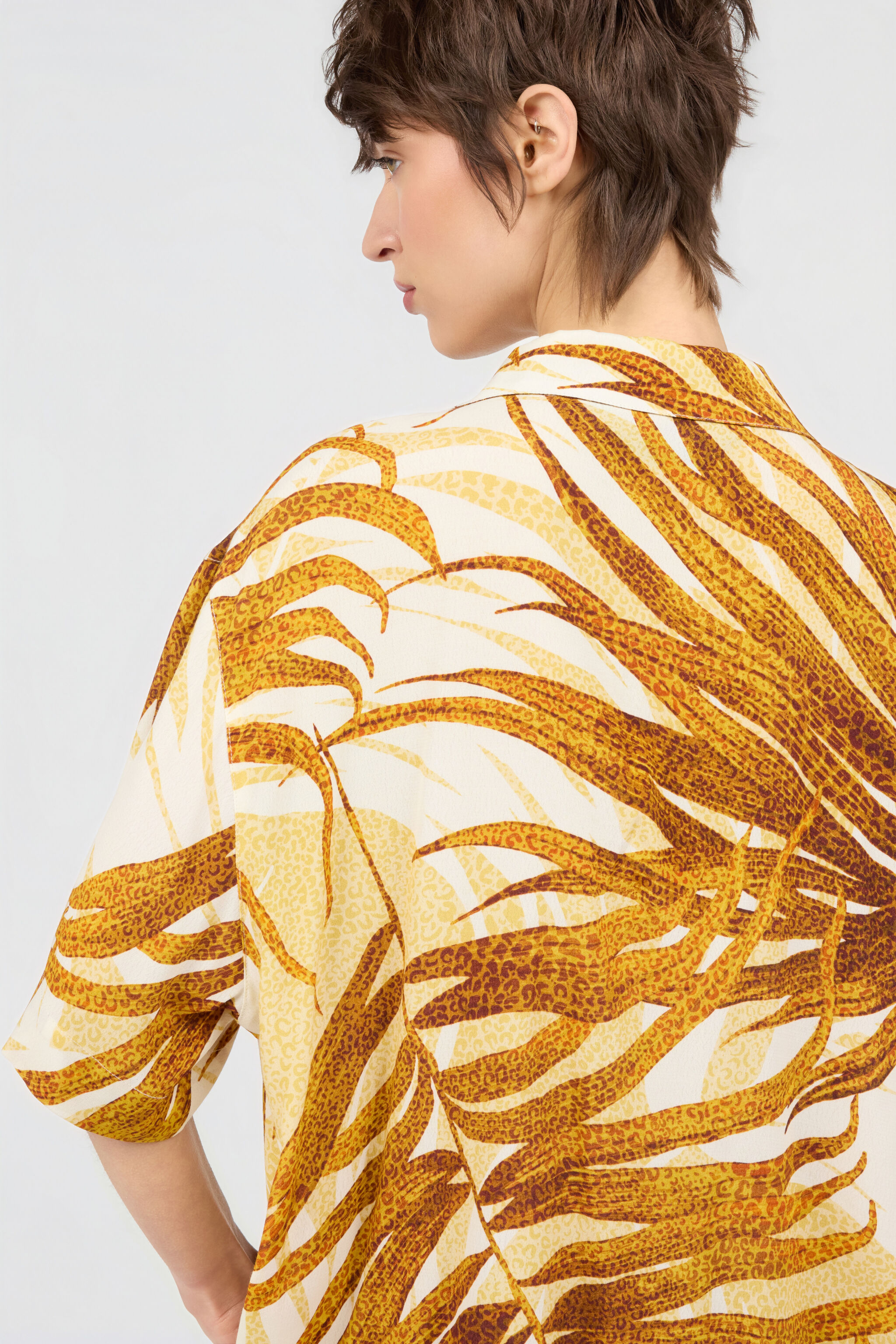 JC Golden Palm Print Shirt JC Golden Palm Print Shirt DAFFODIL WFT250-WF648