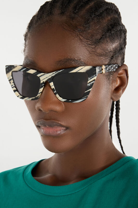 RC Sonnenbrille mit glatter Vorderseite und Matelassè-Effekt an den Bügeln RC Sonnenbrille mit glatter Vorderseite und Matelassè-Effekt an den Bügeln SHINY ANIMAL FANTASY UALD03-ID198