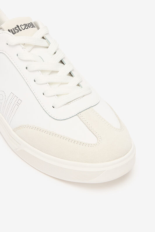 JC Sneakers With Perforated Logo White UFS017-UF292