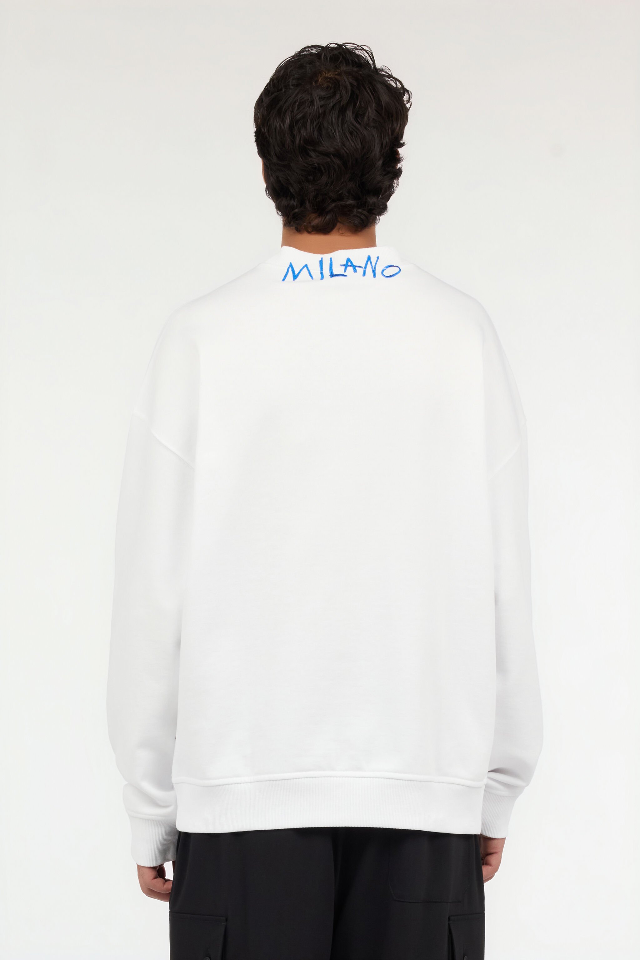 JC Sweatshirt aus Baumwolle mit Graffiti-Logo WHITE VFT086-VF130