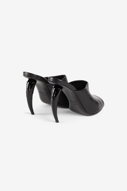 RC Tiger Tooth Mules Black OKS001-PN003