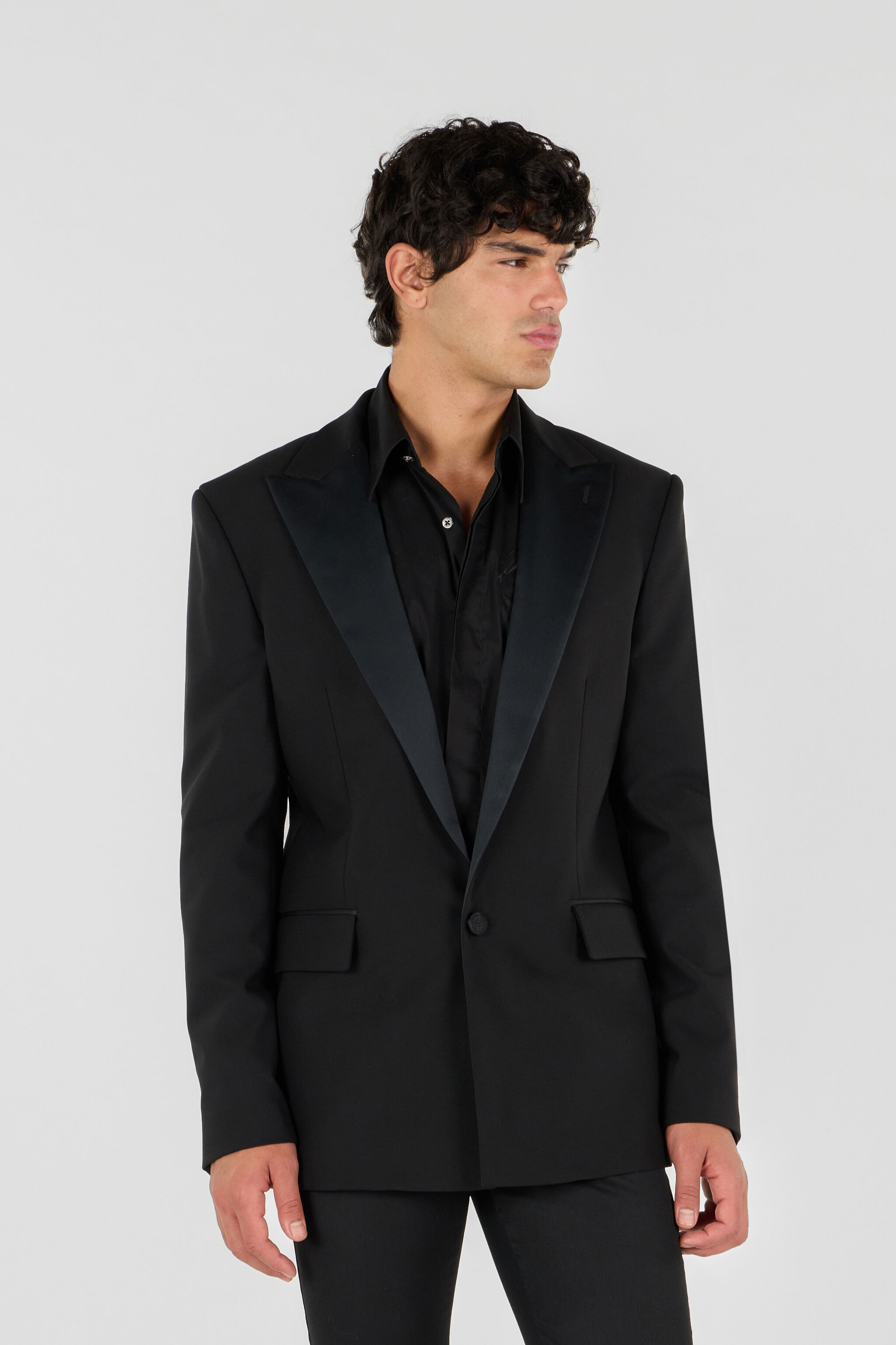 RC Blazer Con Estampado Brocado Negro TRT410-VW001