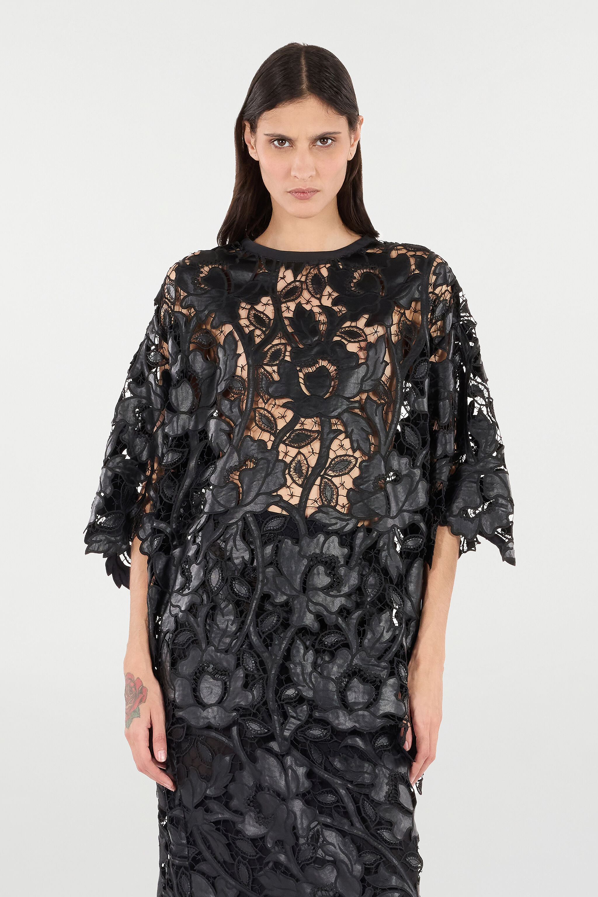 RC Macramé Floral Lace Top Black VQT610-FT051