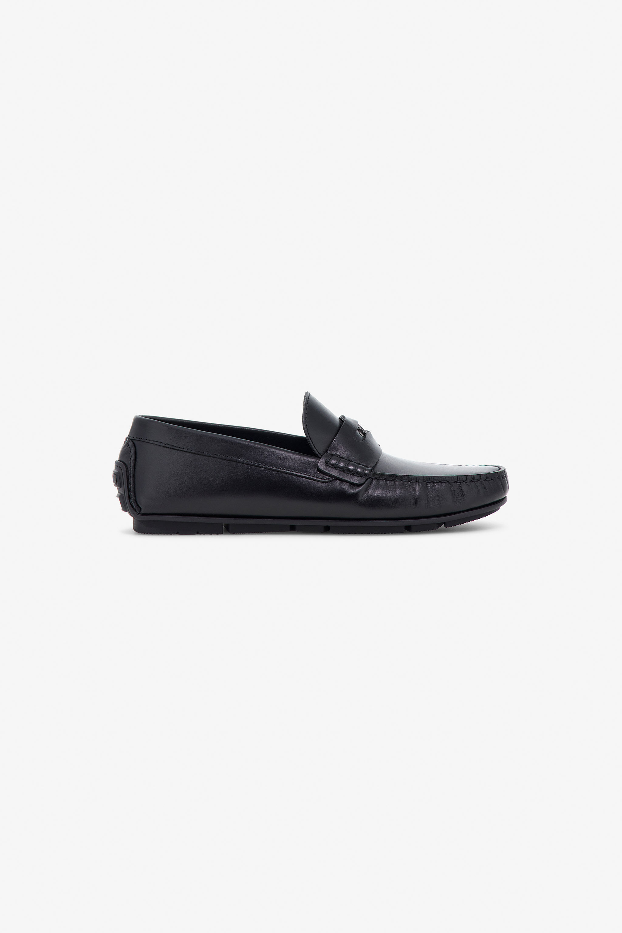RC Logo-Embellished Loafers Black TRS035-PZ03A