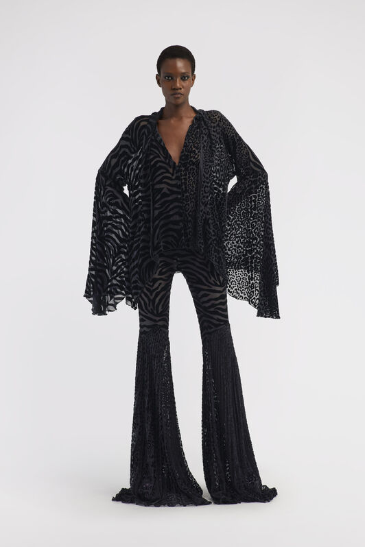 RC Bell-sleeve shirt Black RWT701-VL040