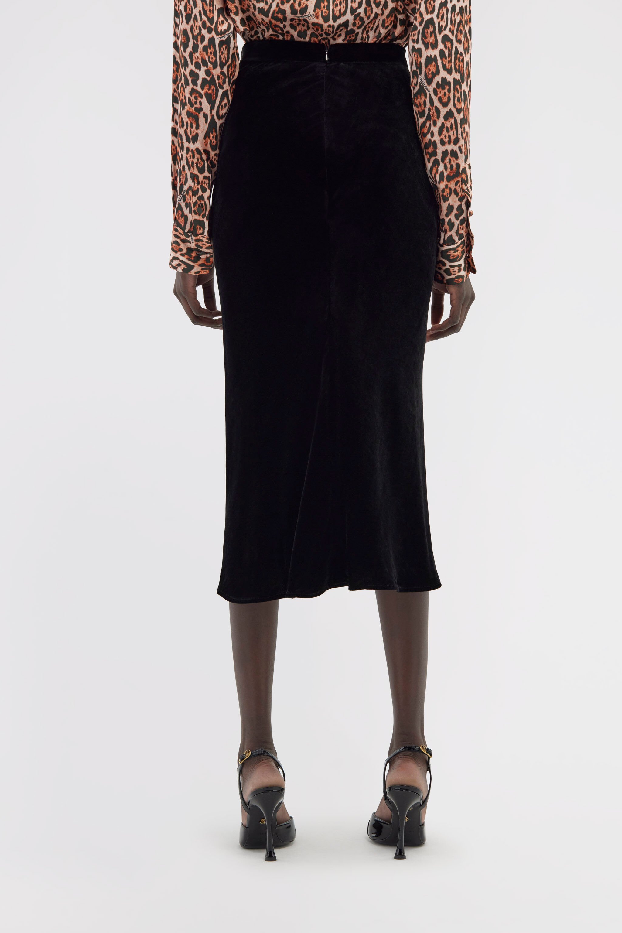 RC Velvet midi skirt Black NOT30B-VL002