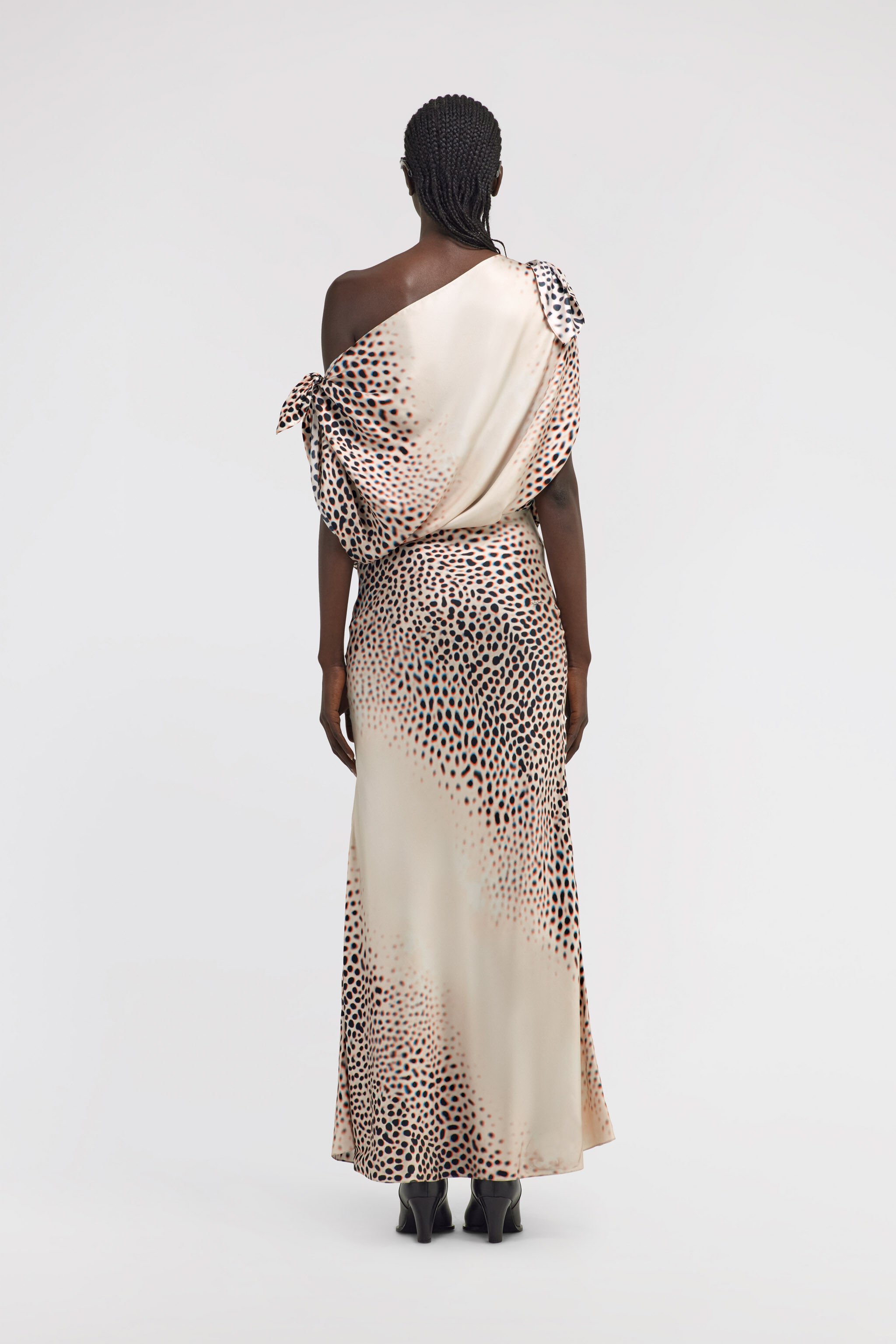 RC Shark print Dress Ivory TKT112-4QN07