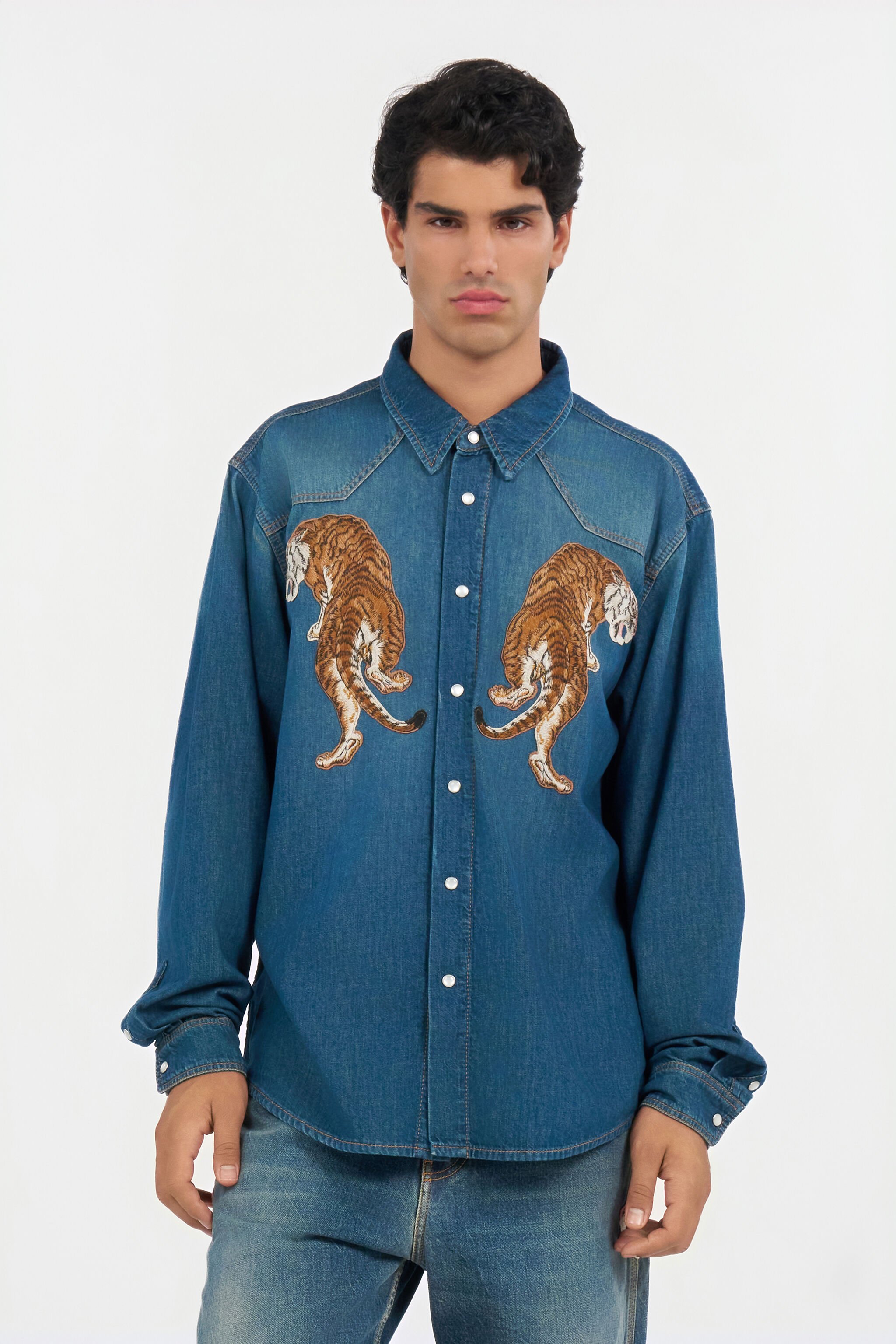 RC Camicia in Denim con Ricamo Tigre ENDLESS SKY WNJ72B-DAR37