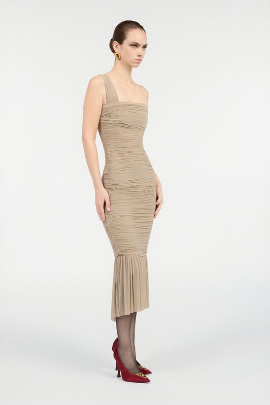 RC Robe Midi Nude Avec Fronces RC Robe Midi Nude Avec Fronces NUDE VWT123-JJ029