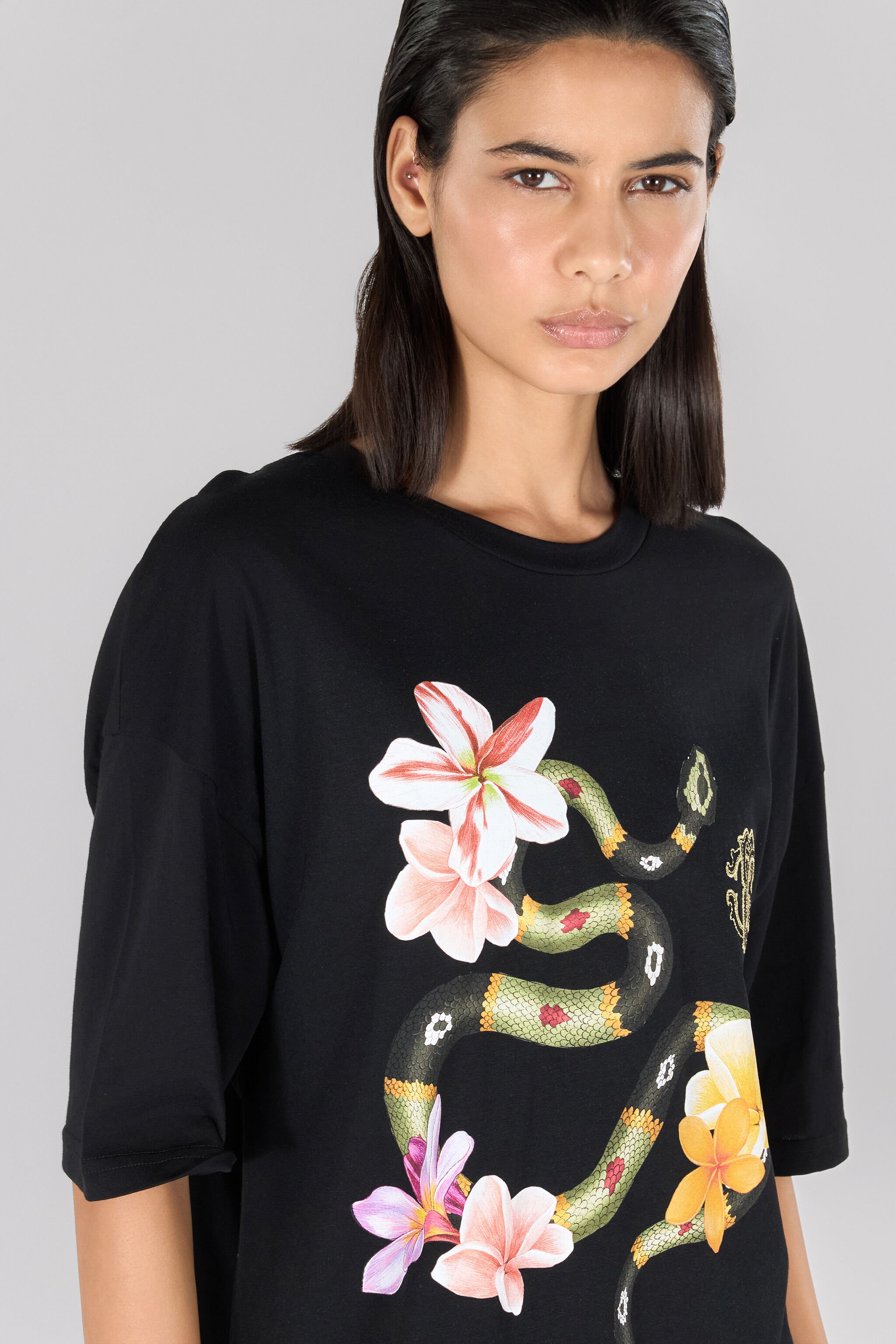 RC Snake and flower print T-shirt Black OOT62A-JD060