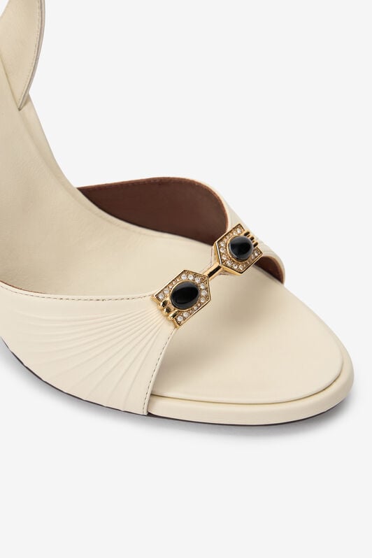 RC Sandalias blancas con hebilla joya WHITE WWS005-PZB29