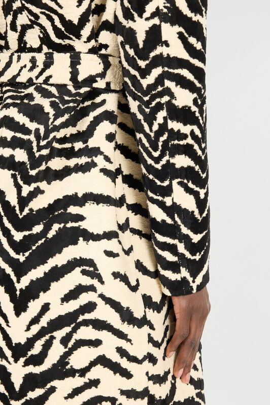 RC Coat With White Tigress Print Black/White UKT504-DJ088