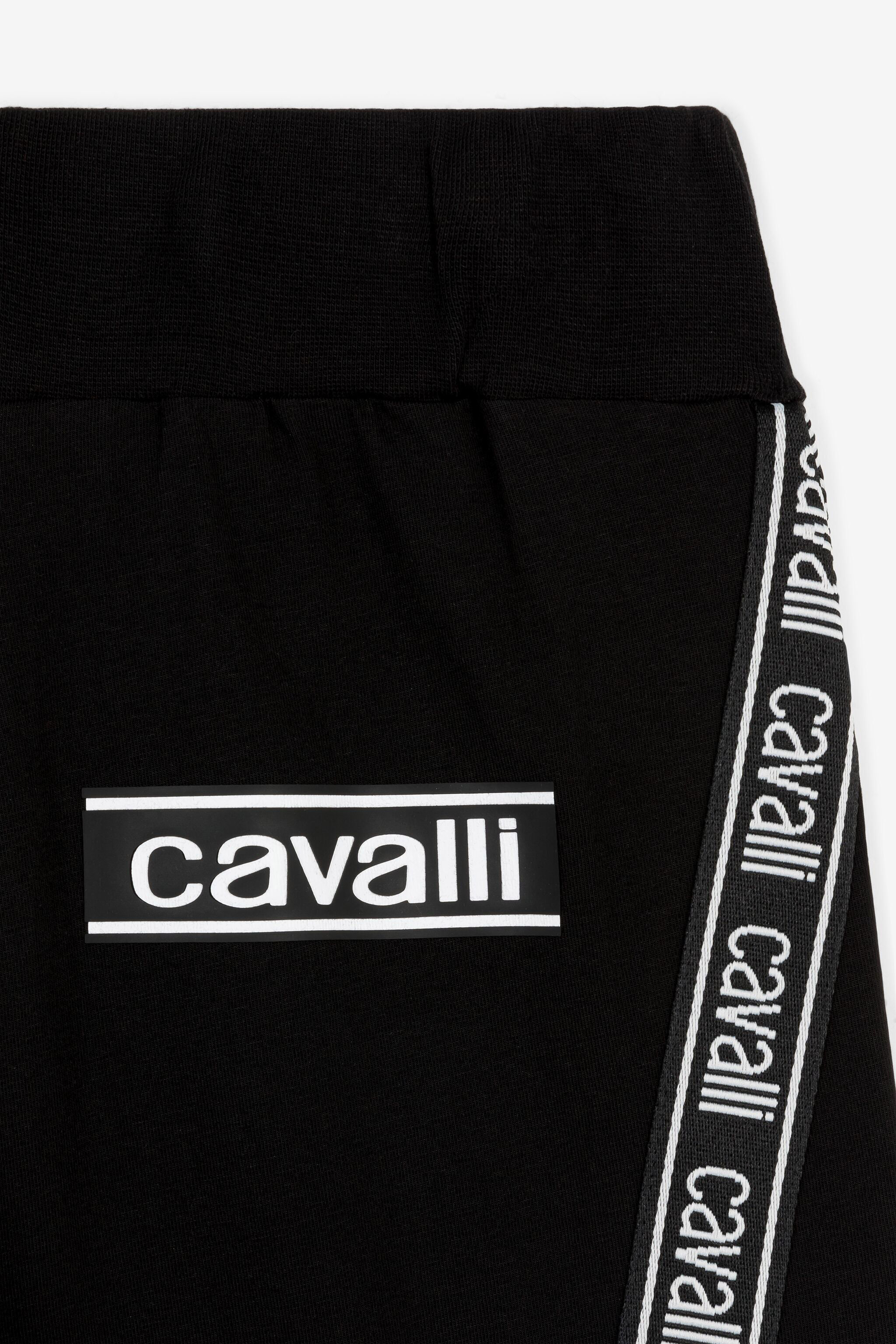 JU Joggingshorts mit Logo-Patch Schwarz OJT221-ISA2J
