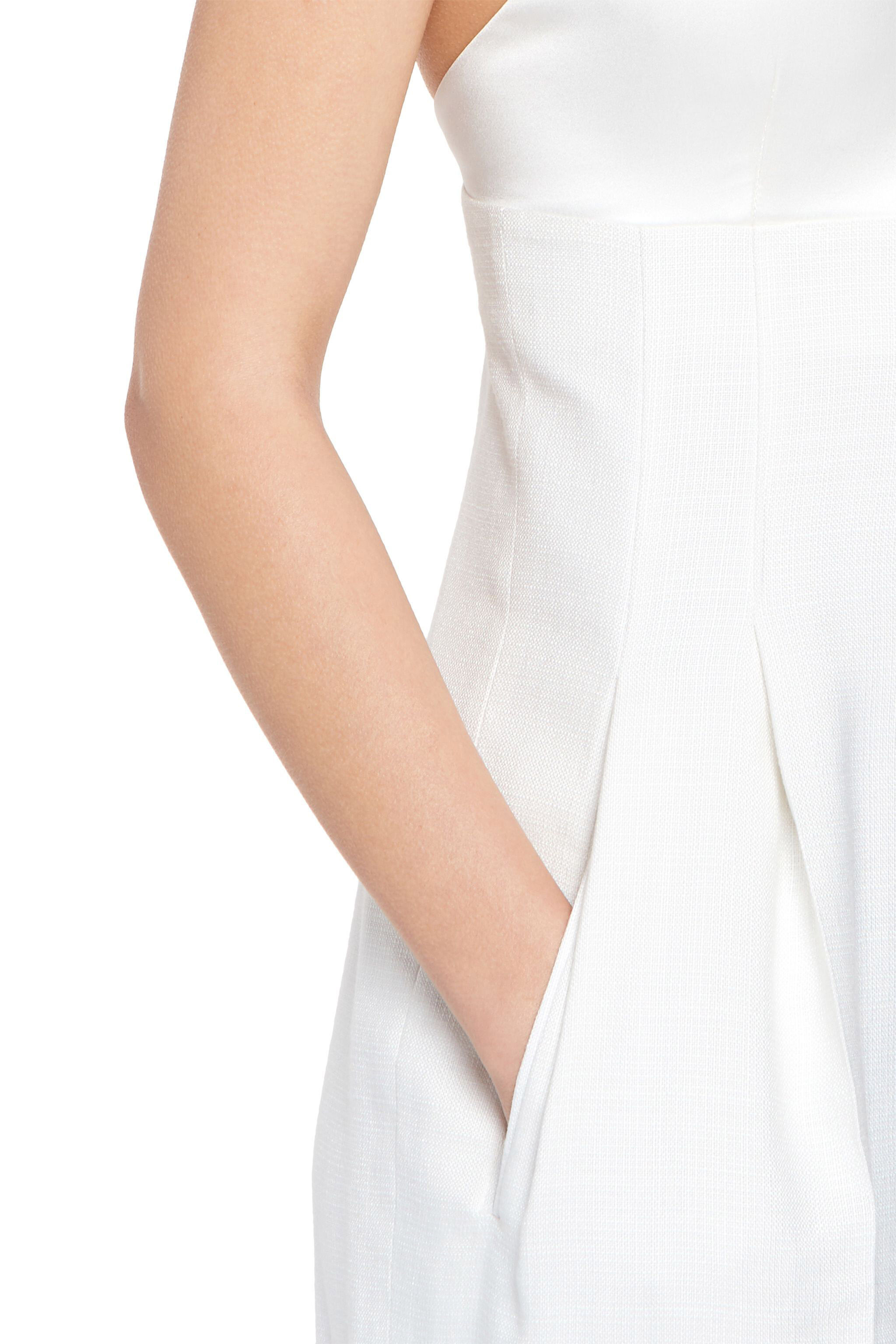 RC Ärmelloser weißer Jumpsuit WHITE HQT134-VI026