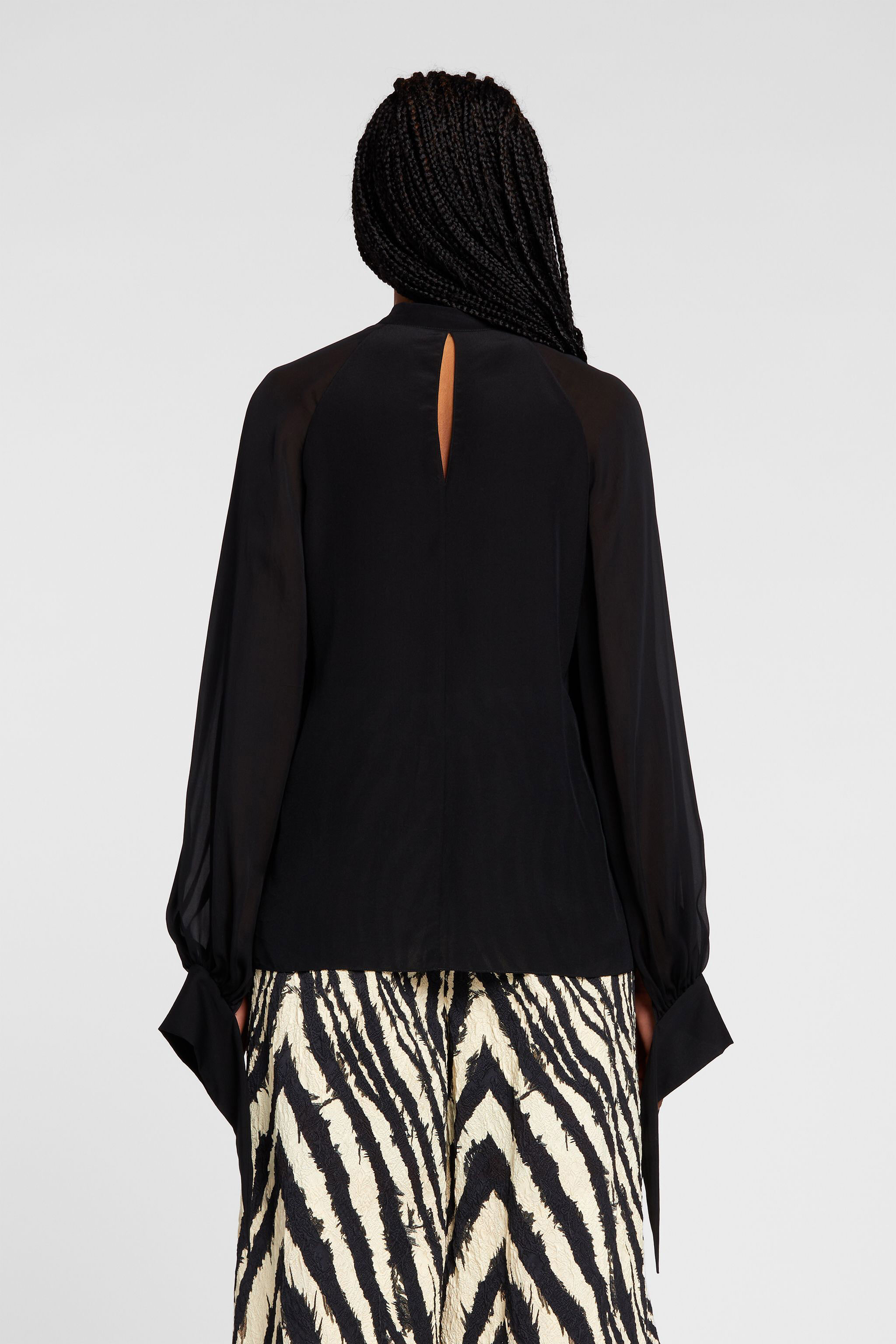 RC Velvet-Trimmed Silk Top Black OKT700-SY001