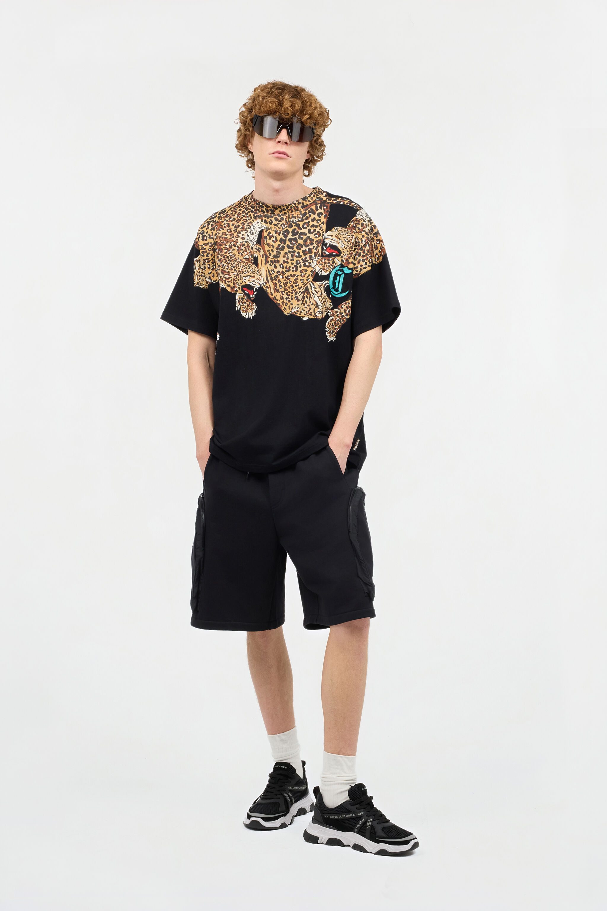 JC Shorts With Maxi-Pockets And Logo Black UFT008-UF028