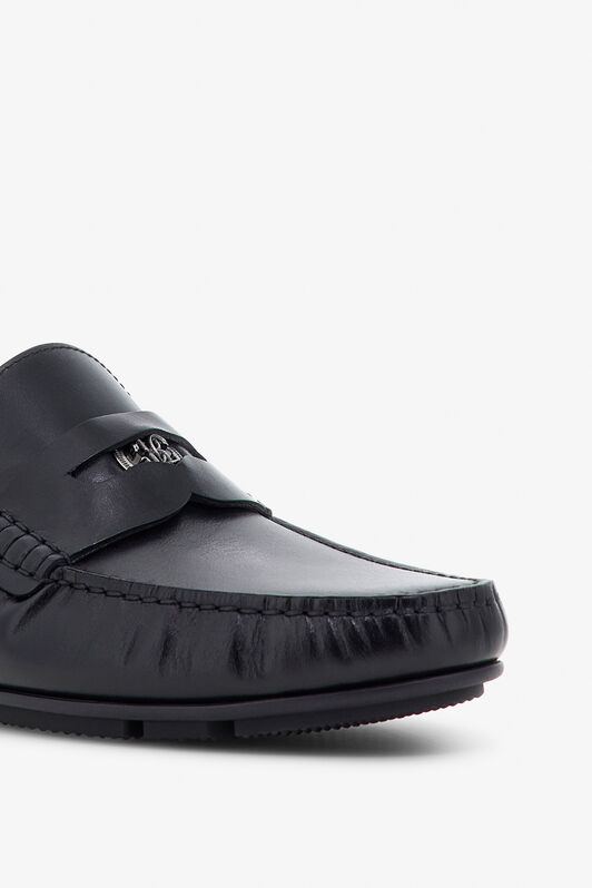 RC Logo-Embellished Loafers Black TRS035-PZ03A