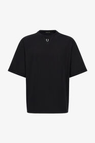 ${brand} T-shirt with Fang ${colorDescription} ${masterID}