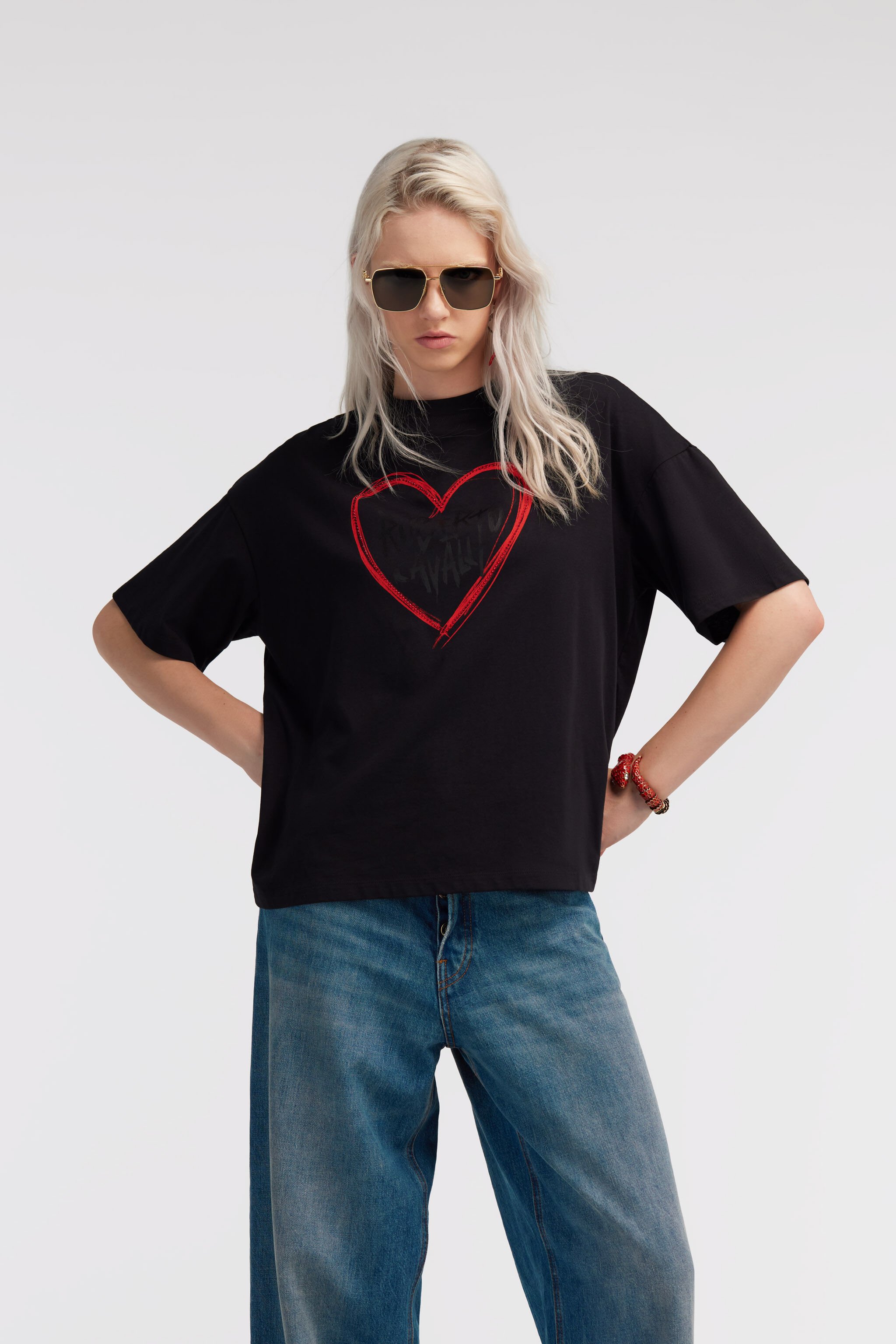 RC Schwarzes T-Shirt mit Herz-Logo Schwarz SKT62C-JD062