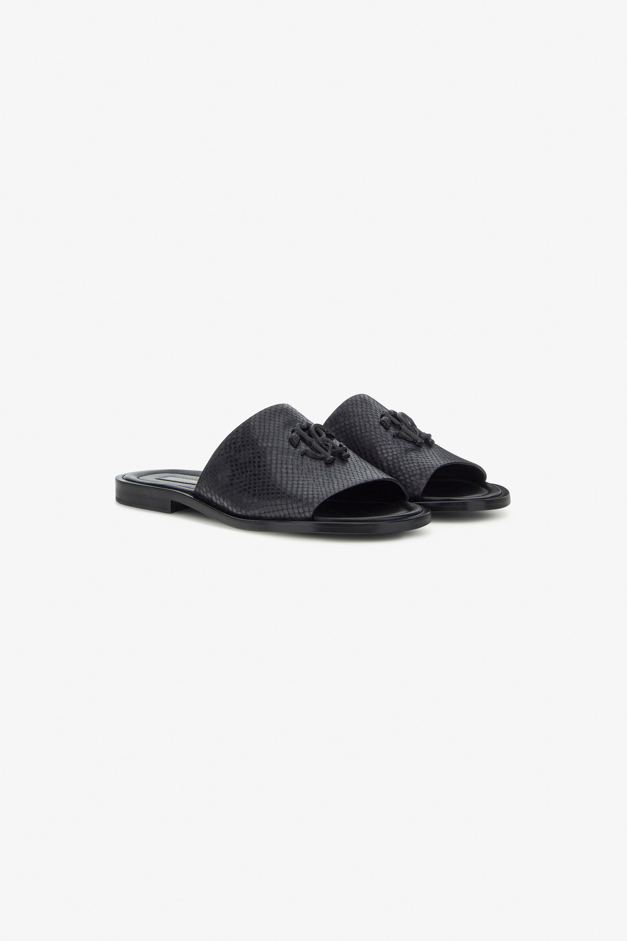 RC Sandals with Monogram RC Black SRS053-PZ181