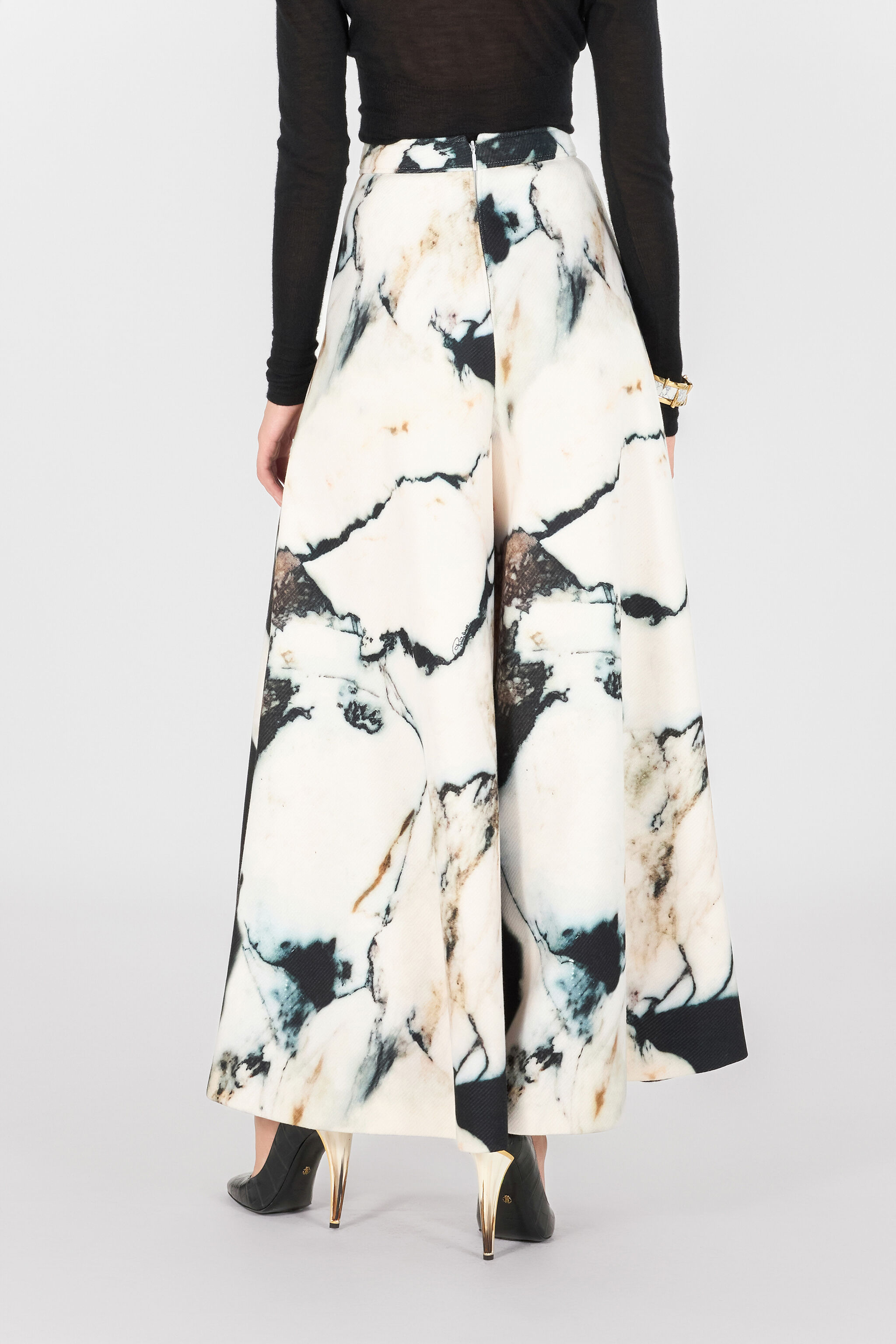 RC Loose flare trousers with Marble print Black/White TWT202-9MN18