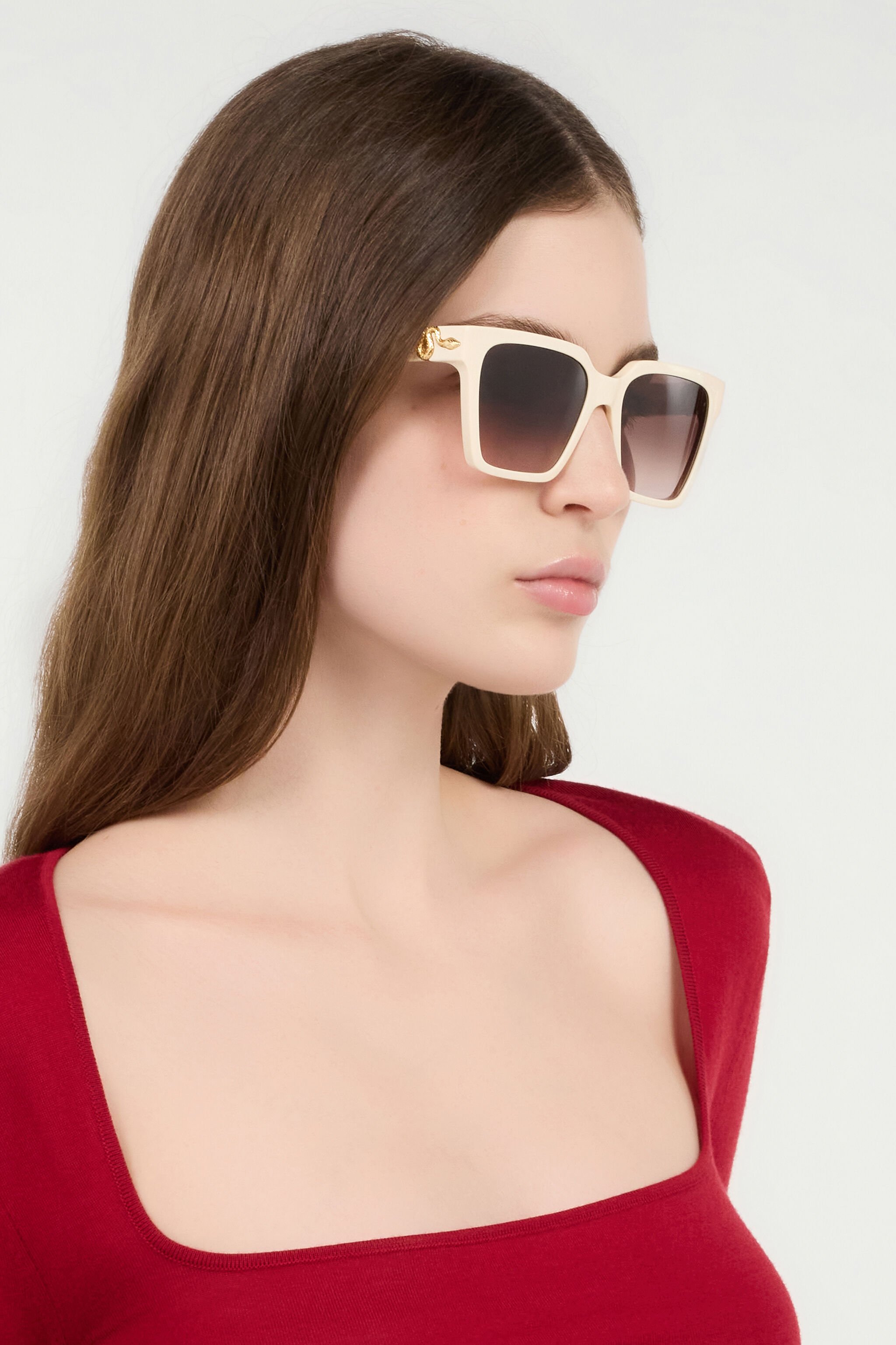 RC Occhiali da sole femminili con frontale ampio. RC Occhiali da sole femminili con frontale ampio. SHINY FULL CREAM VALD07-ID245