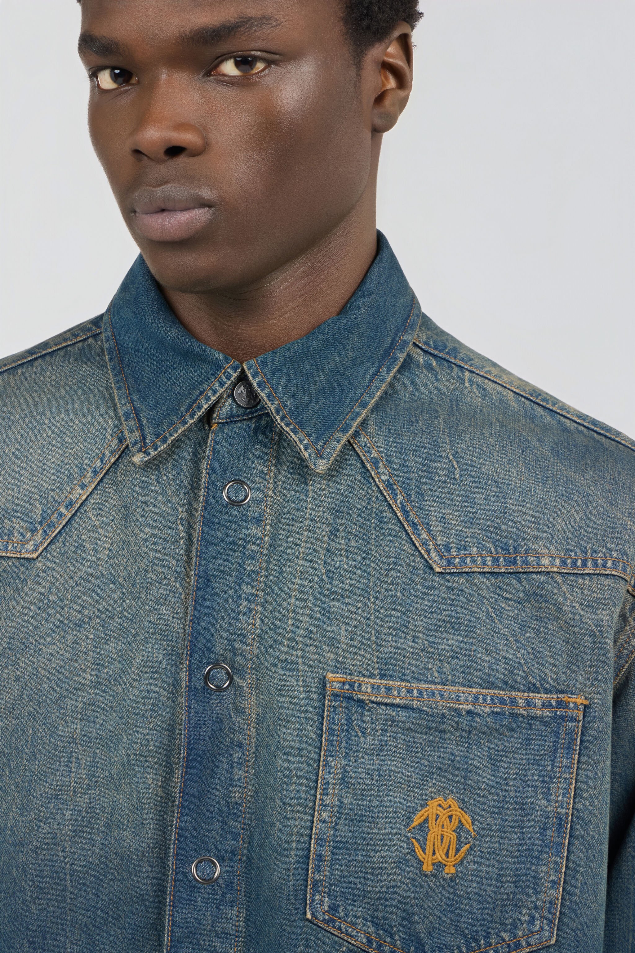 RC Chemise En Jean Bleu Avec Monogram RC DARK BLUE SOJ71A-DL005