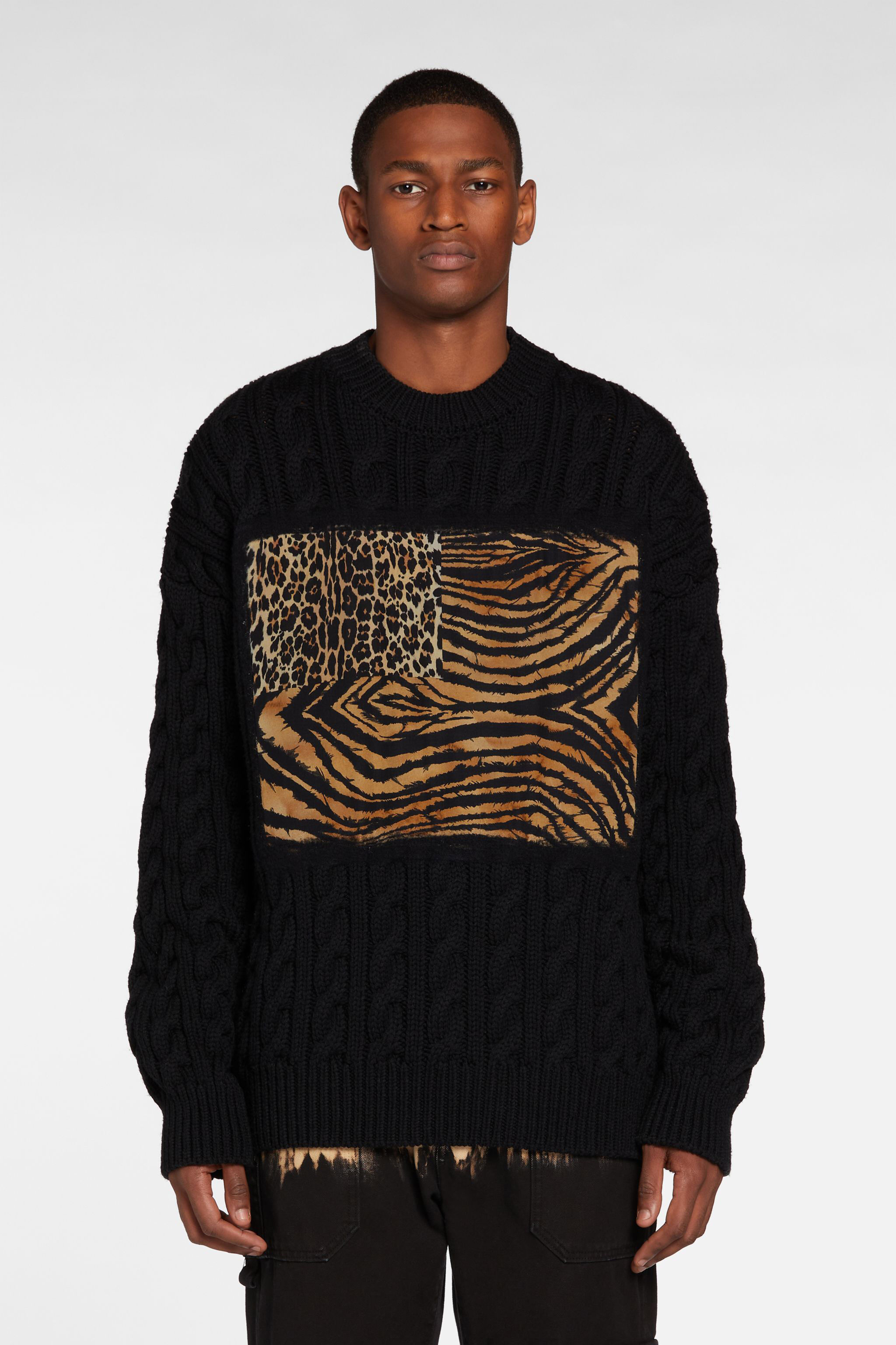 RC Sweater Black NNM631-MR001