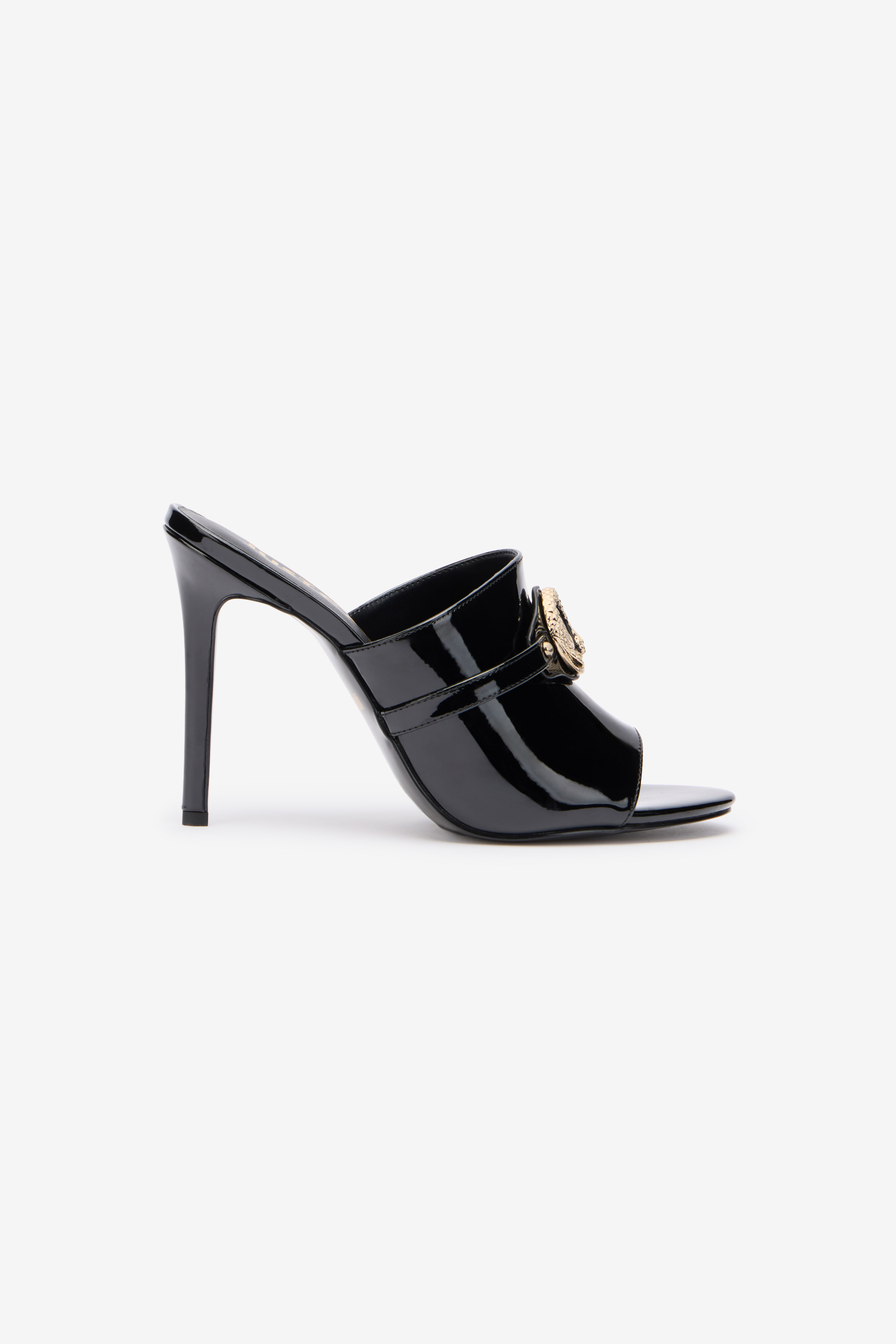 JC Black Patent Mules With Logo Medallion BLACK UFS060-UF382