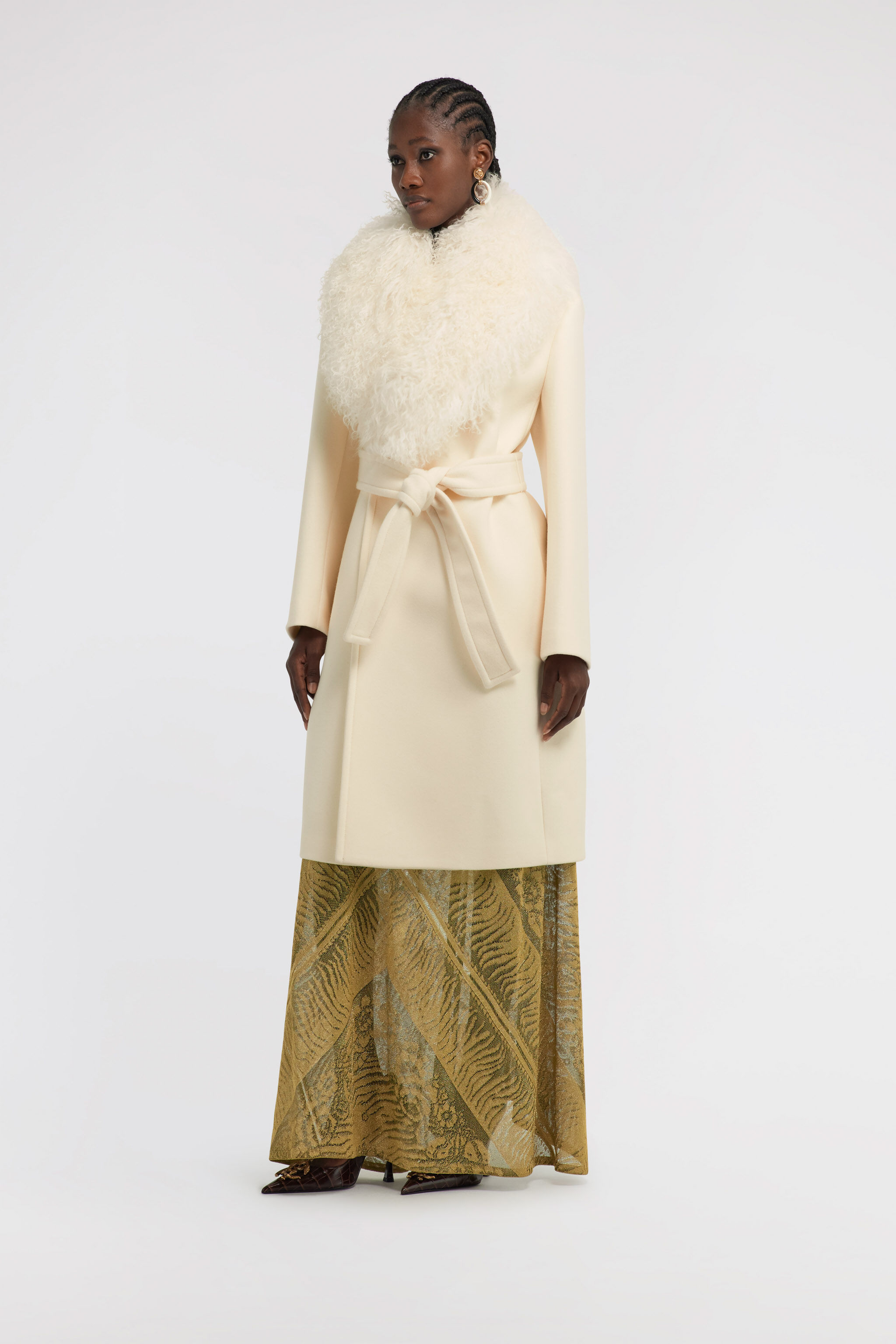 RC Cappotto con collo con pelo Avorio TKQ520-GA061