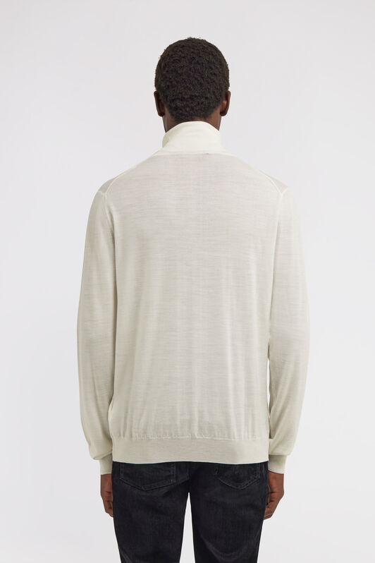 RC Regular Turtleneck Sweater White SRM621-MA006