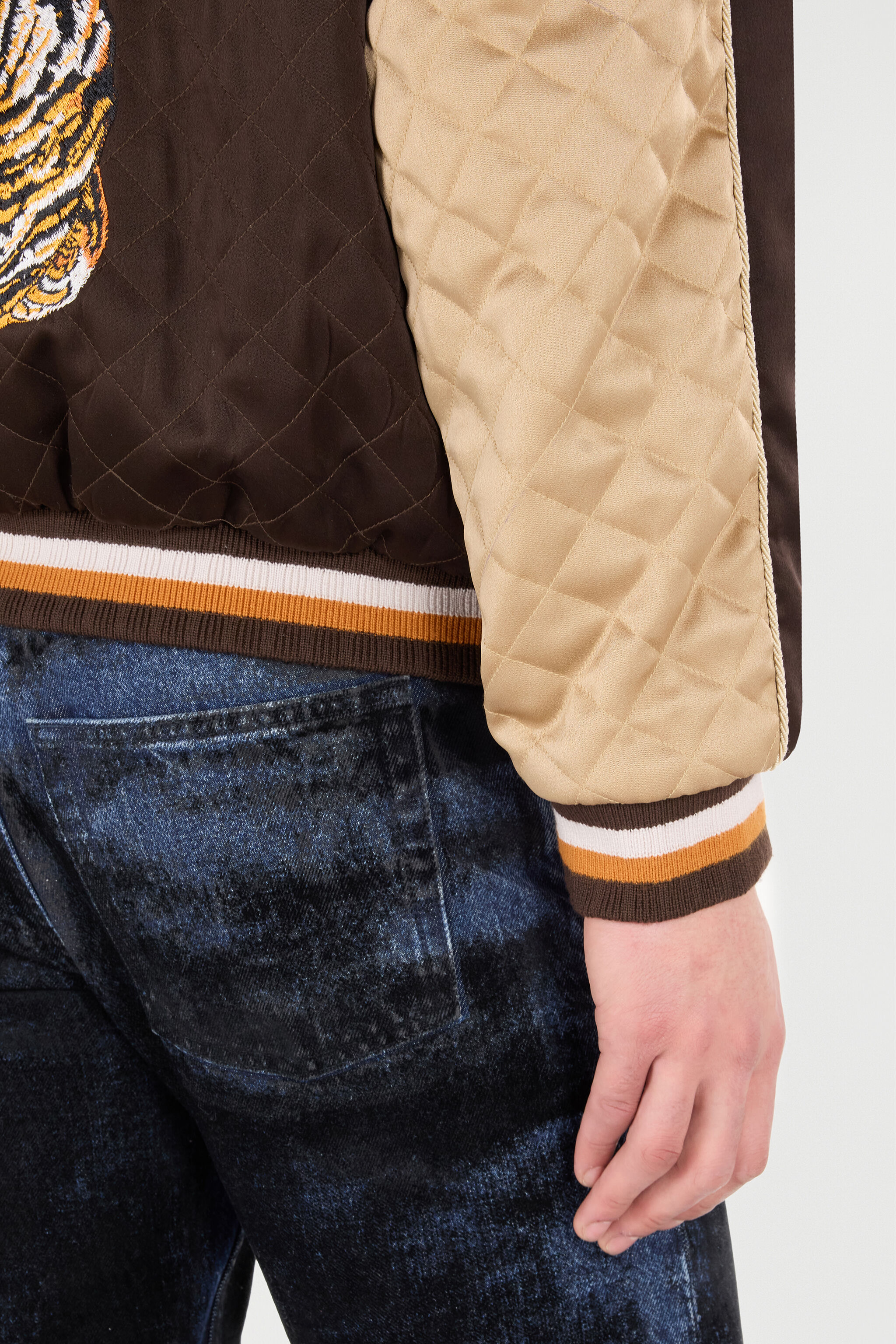 RC Bomber Jacket with Tigers CHOCOLATE VRT463-KU034