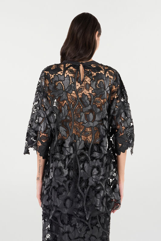 RC Macramé Floral Lace Top RC Macramé Floral Lace Top Black VQT610-FT051