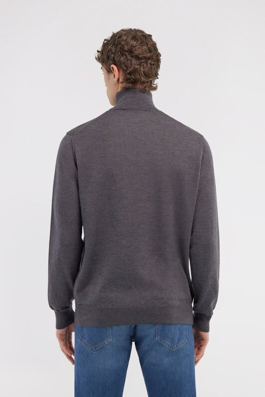 RC Turtleneck sweater with RC Dark gray NOM01C-MQ030