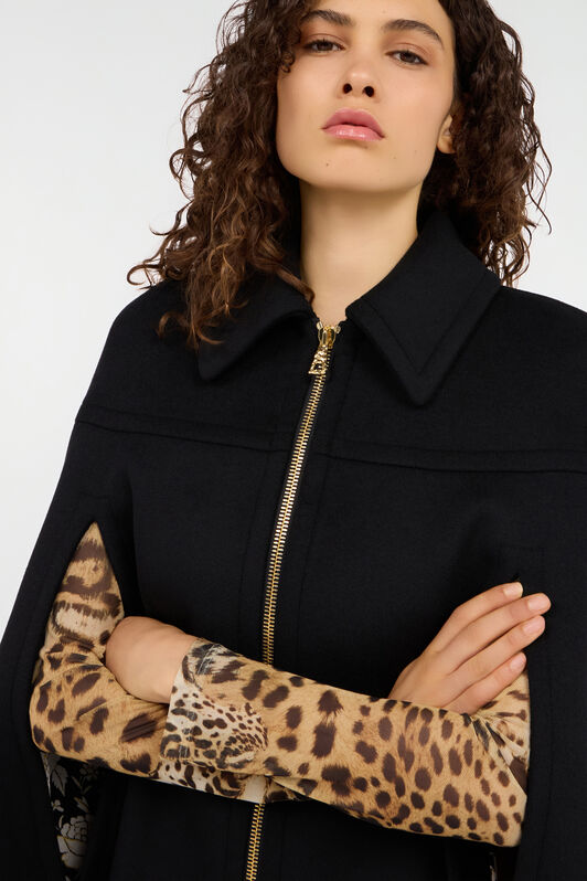 RC Cape With Zipper Black VQT501-GA077