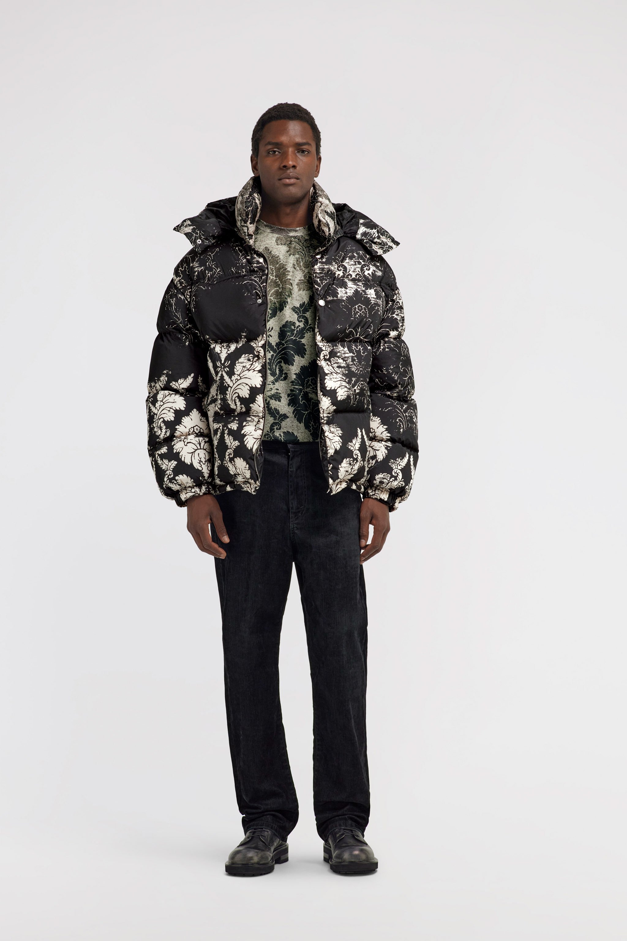 RC Plumífero con estampado Broccato Negro TRT810-5RN14